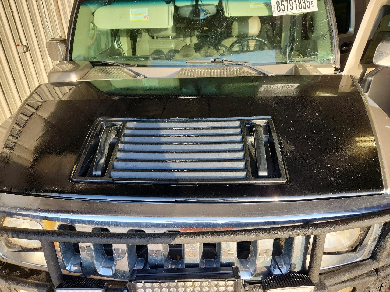 2003 Hummer H2 Tan vin: 5GRGN23UX3H109600
