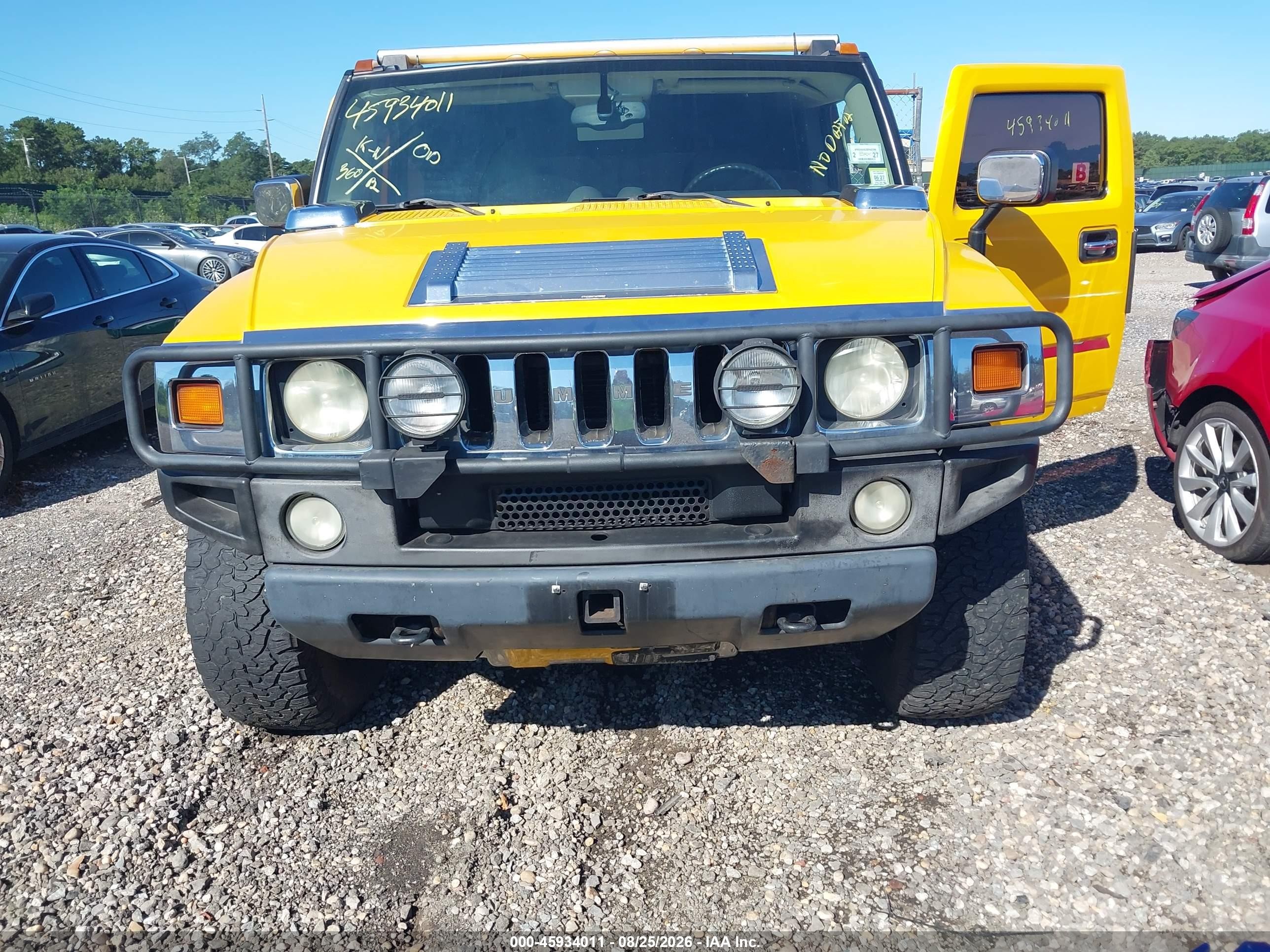 2003 Hummer H2   Yellow vin: 5GRGN23UX3H112187
