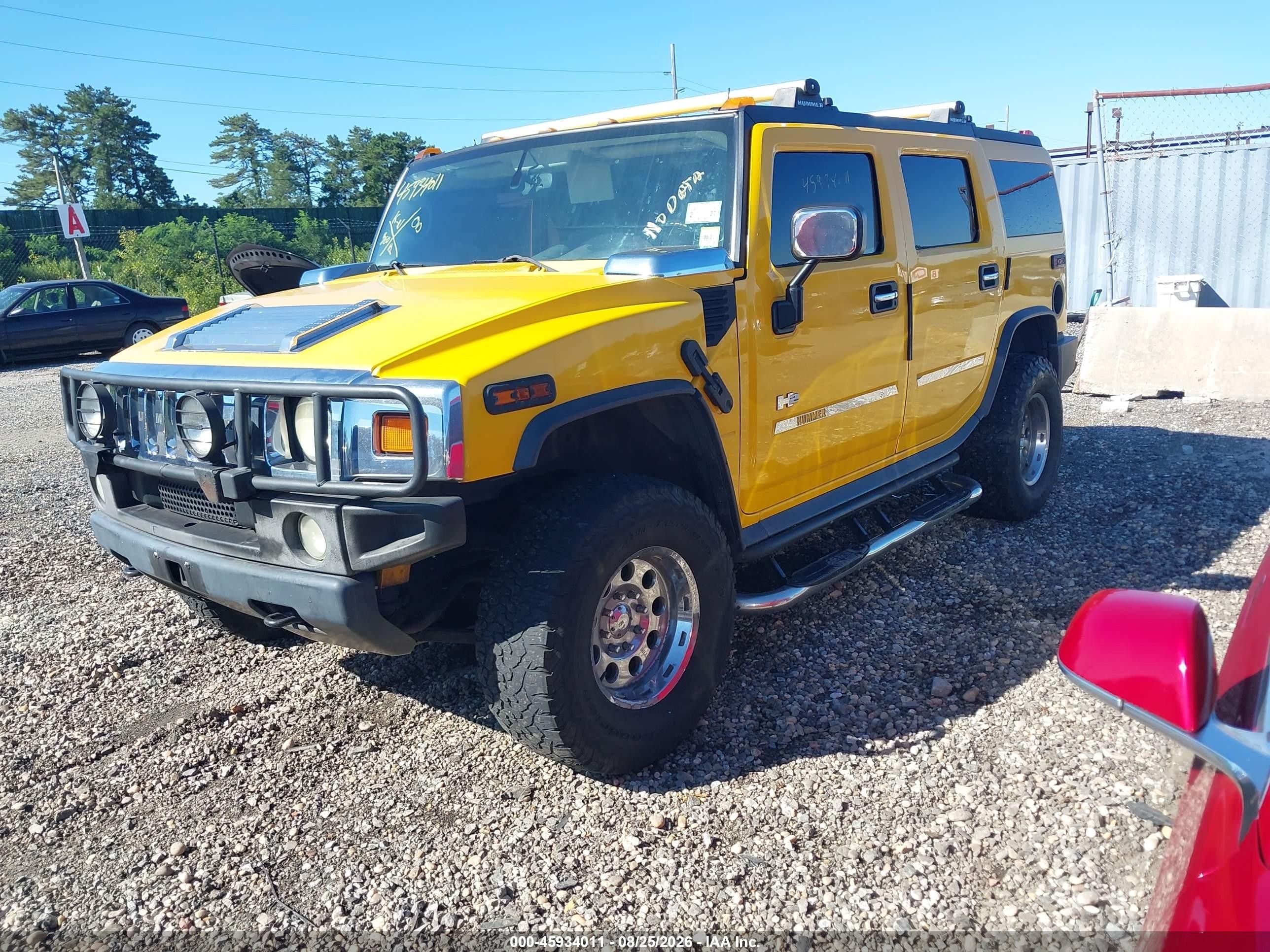 2003 Hummer H2   Yellow vin: 5GRGN23UX3H112187