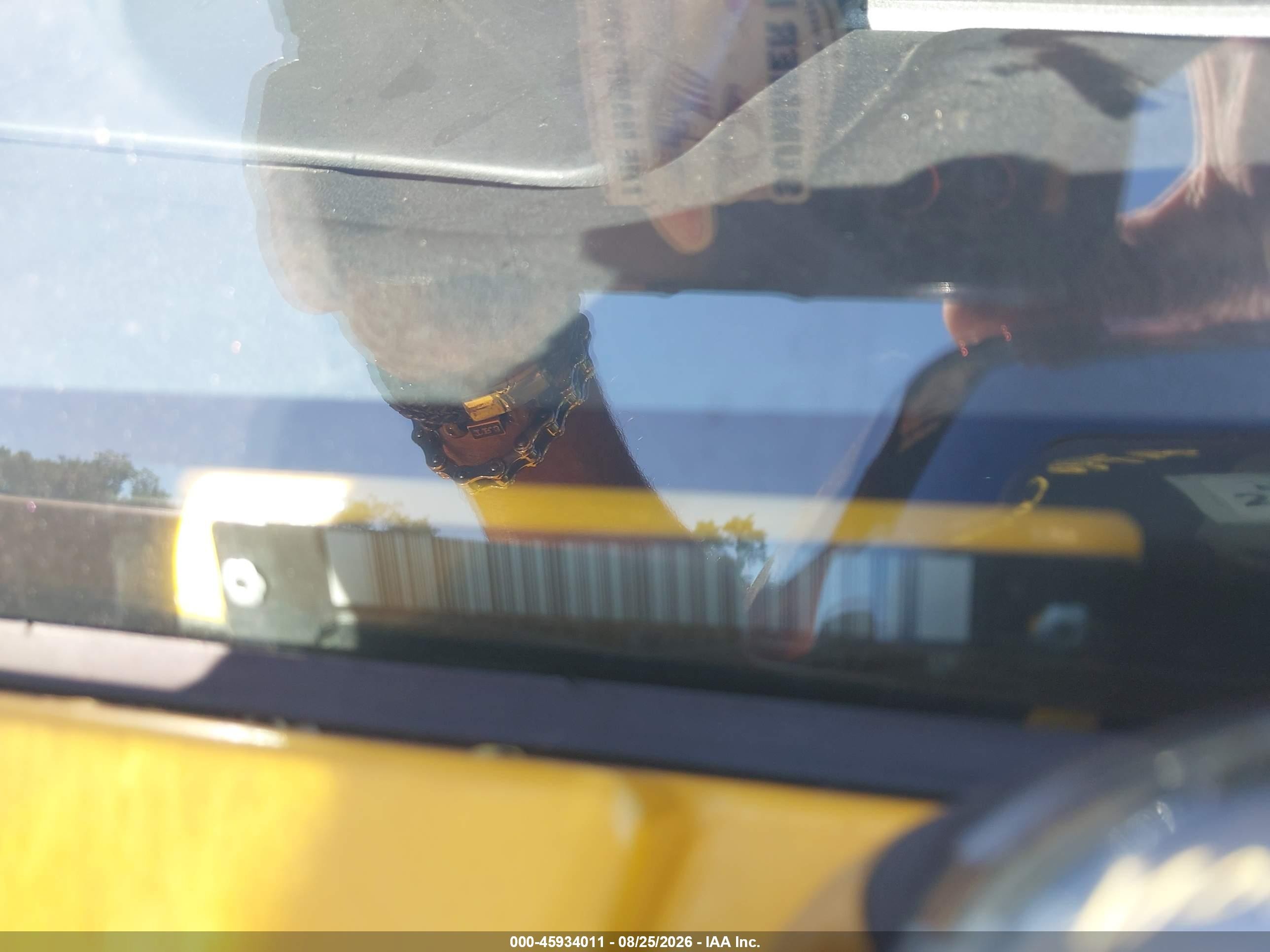 2003 Hummer H2   Yellow vin: 5GRGN23UX3H112187