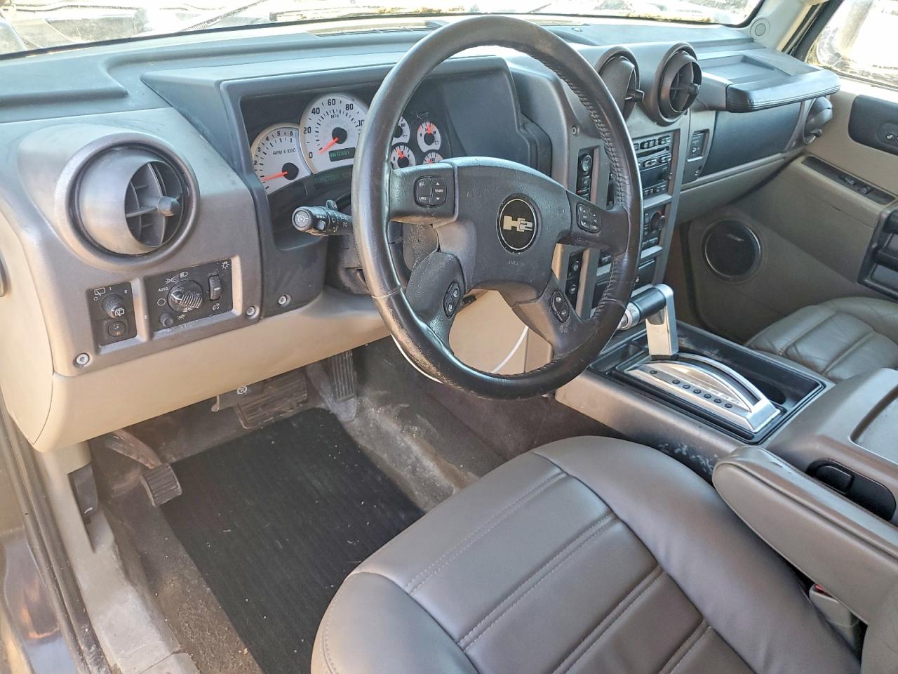 2004 Hummer H2 Black vin: 5GRGN23UX4H103393