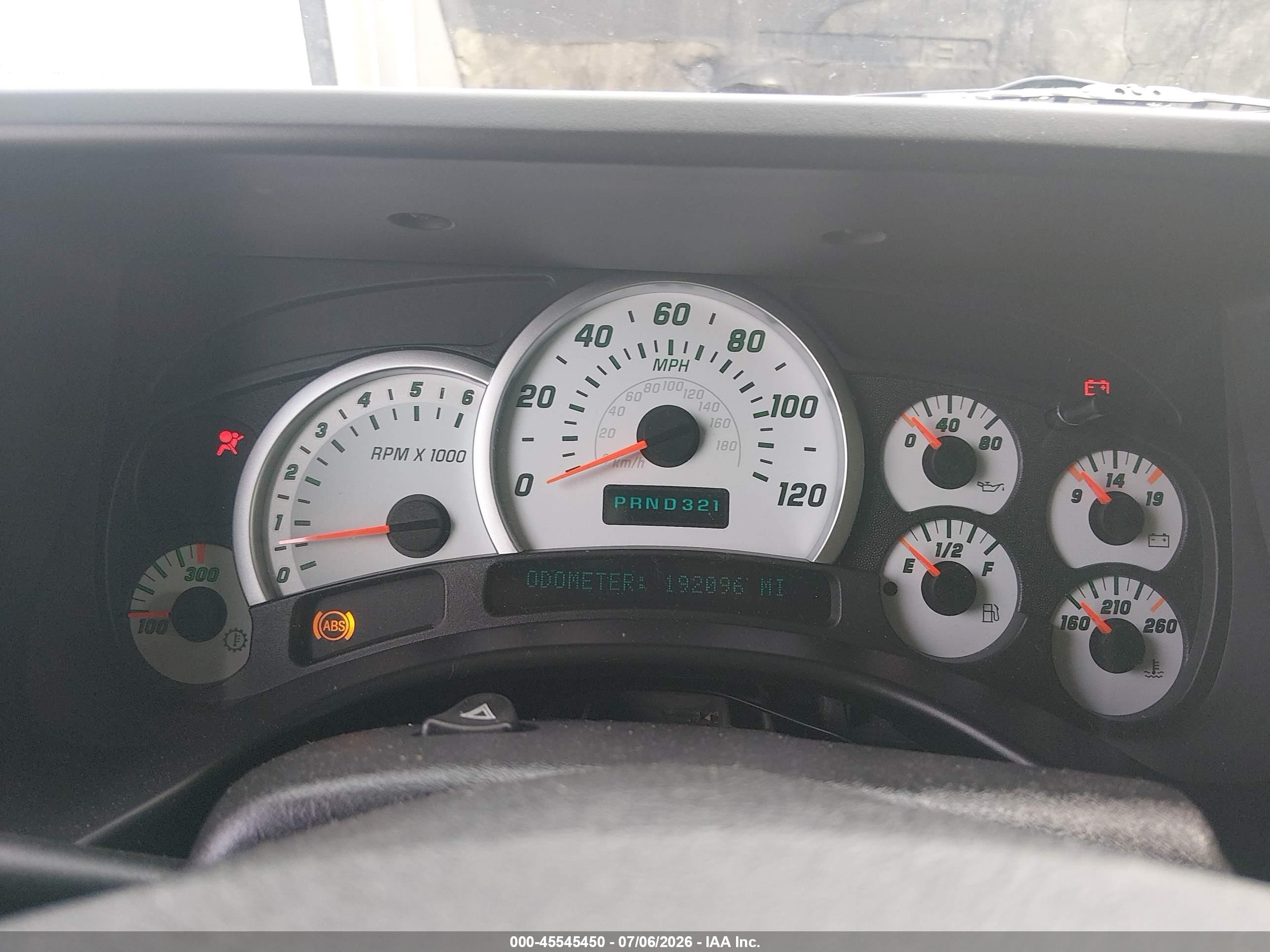 2004 Hummer H2   Champagne vin: 5GRGN23UX4H105774