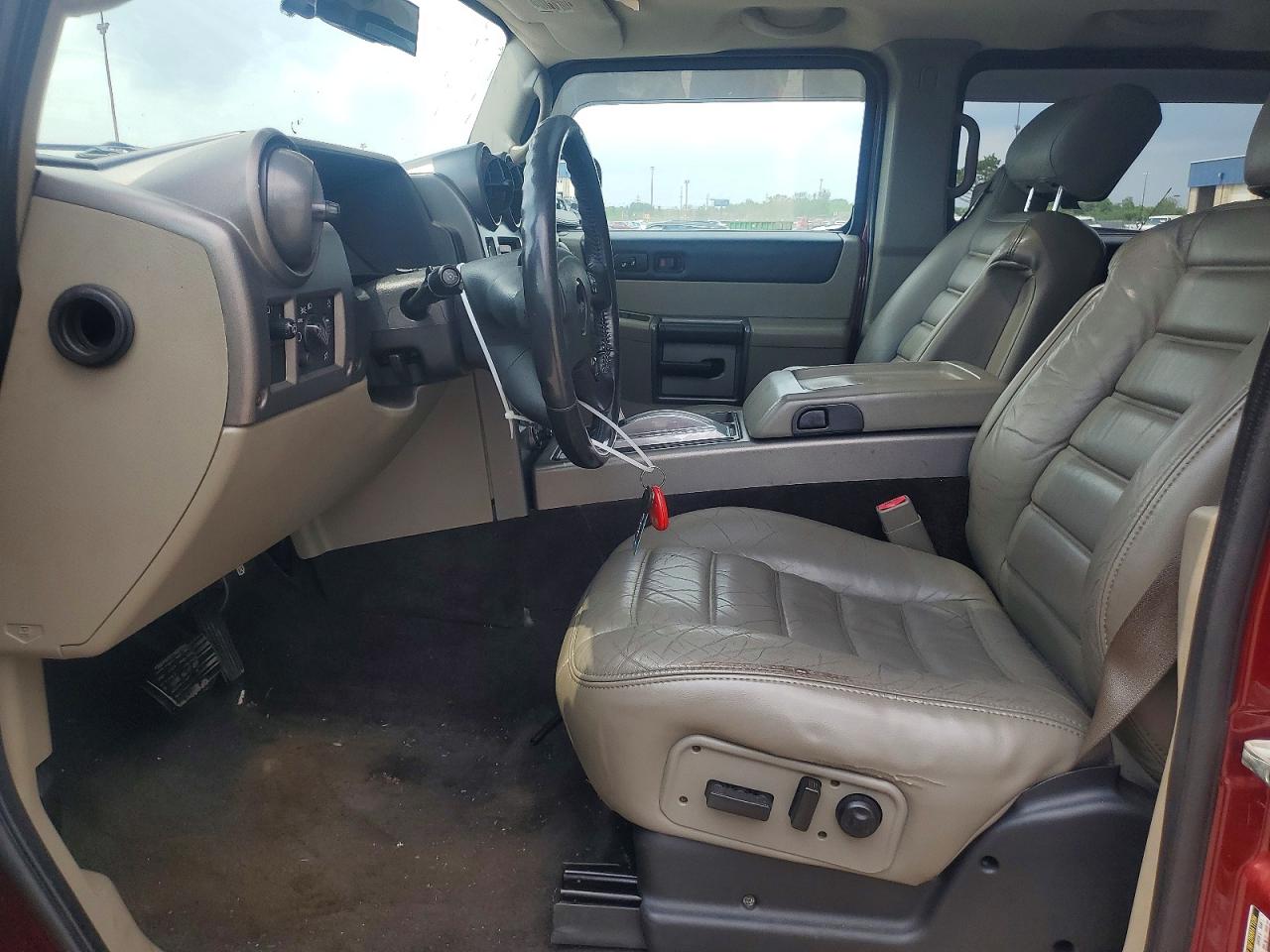 2004 Hummer H2 Red vin: 5GRGN23UX4H111221