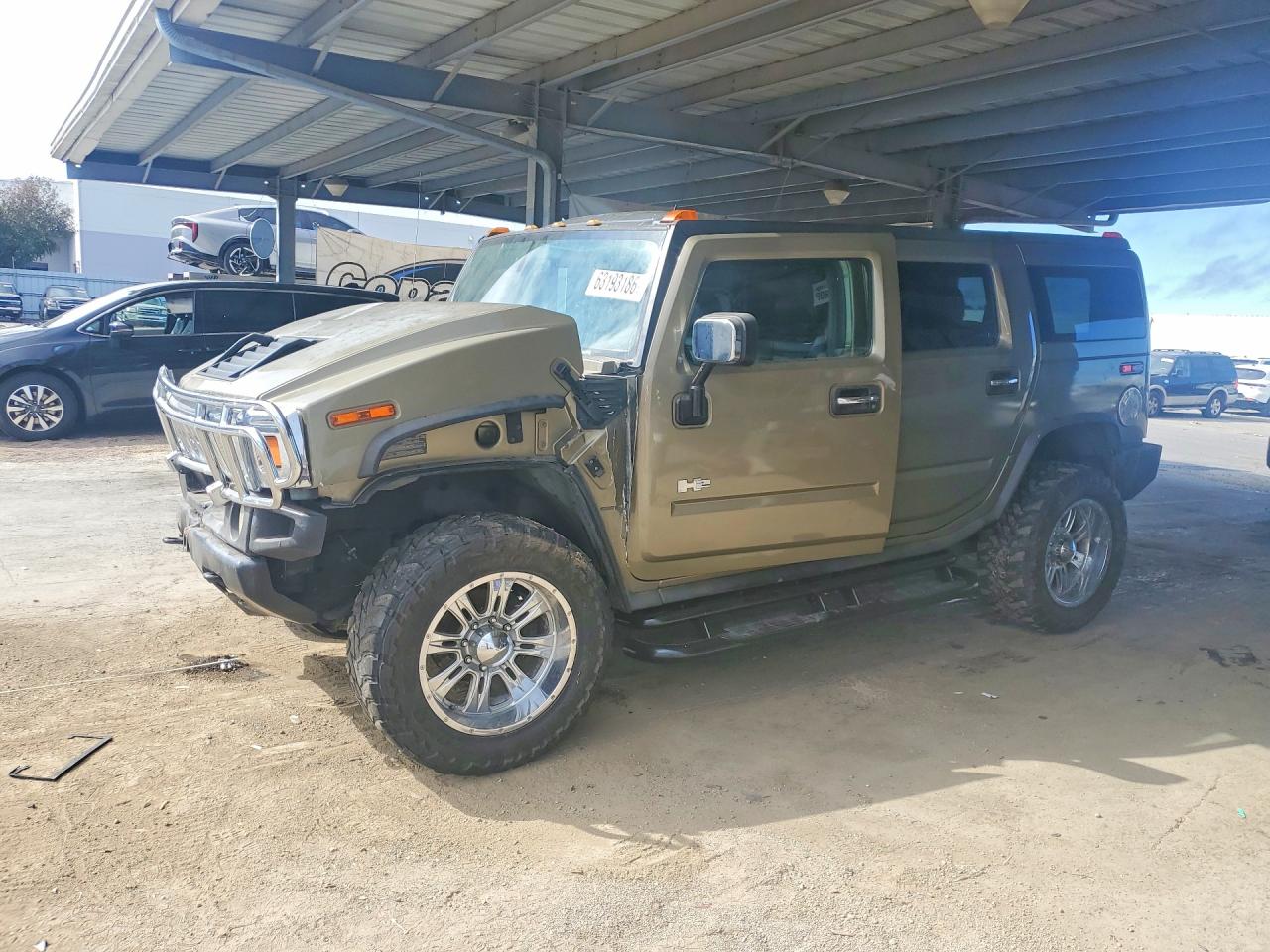 2005 Hummer H2 Brown vin: 5GRGN23UX5H104240