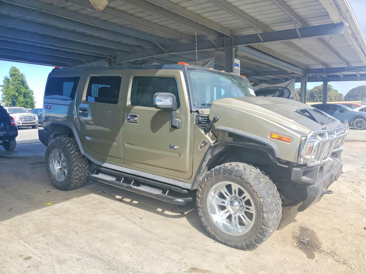 2005 Hummer H2 Brown vin: 5GRGN23UX5H104240