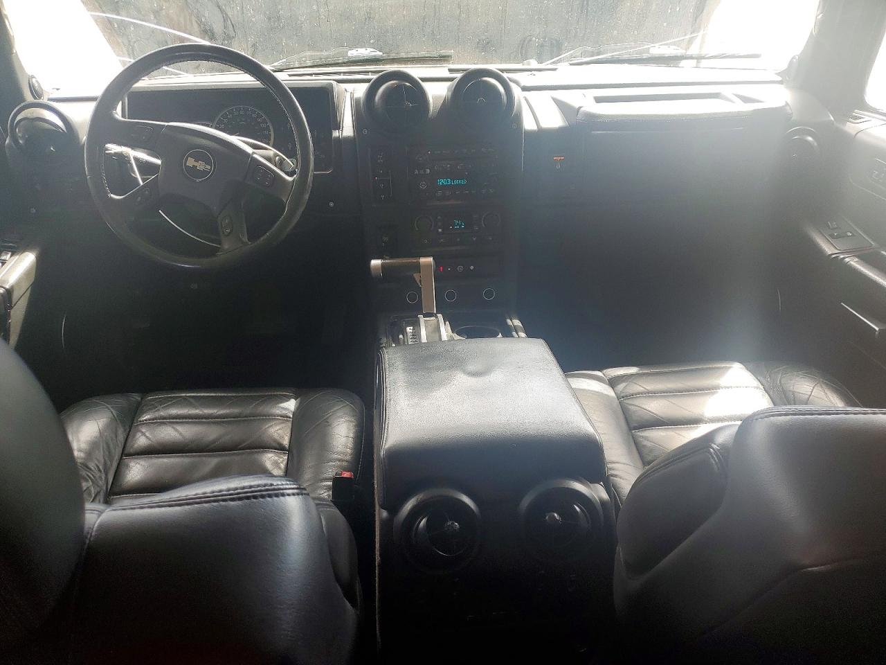 2005 Hummer H2 Brown vin: 5GRGN23UX5H104240