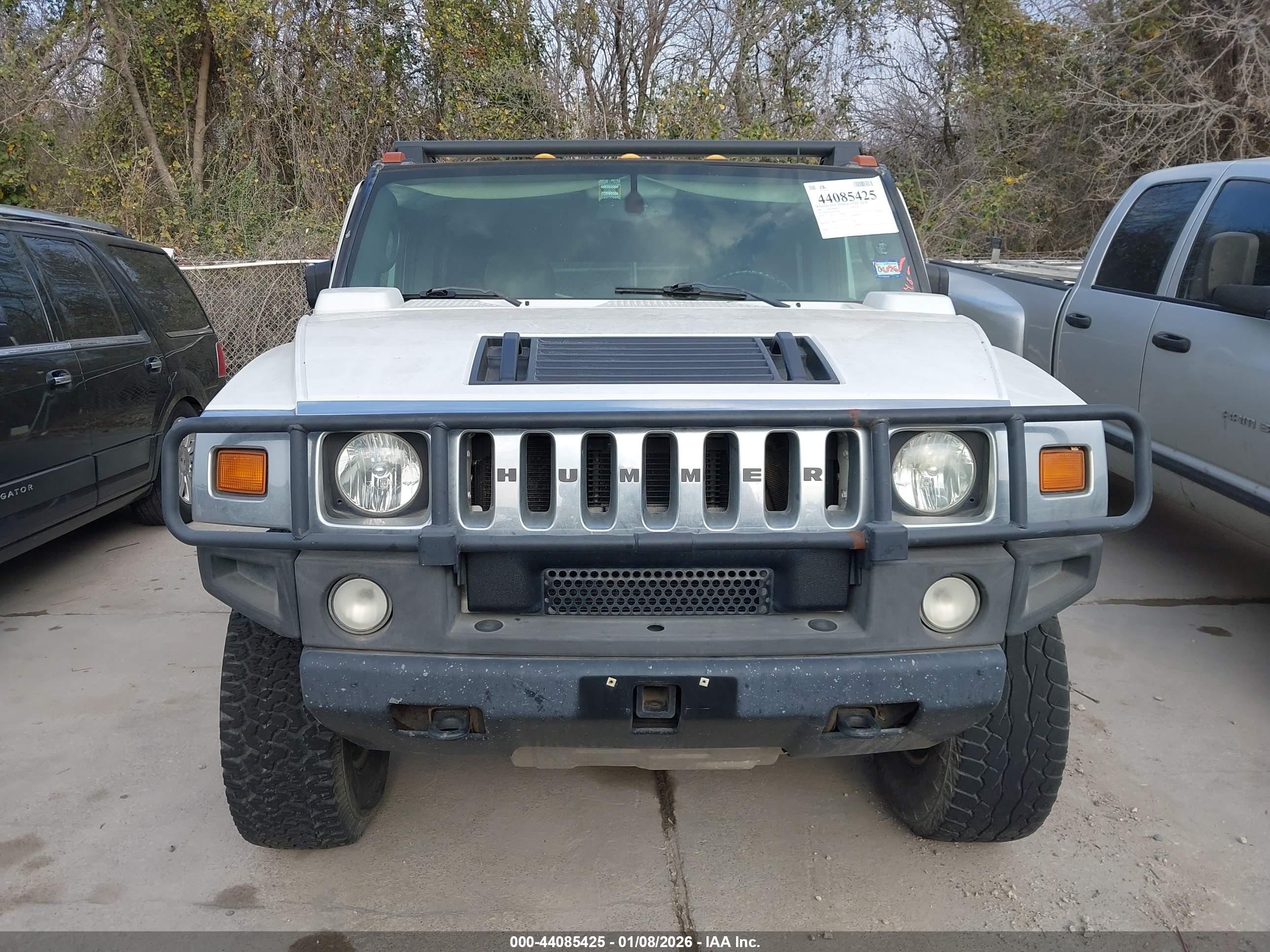 2005 Hummer H2 Suv   White vin: 5GRGN23UX5H121359