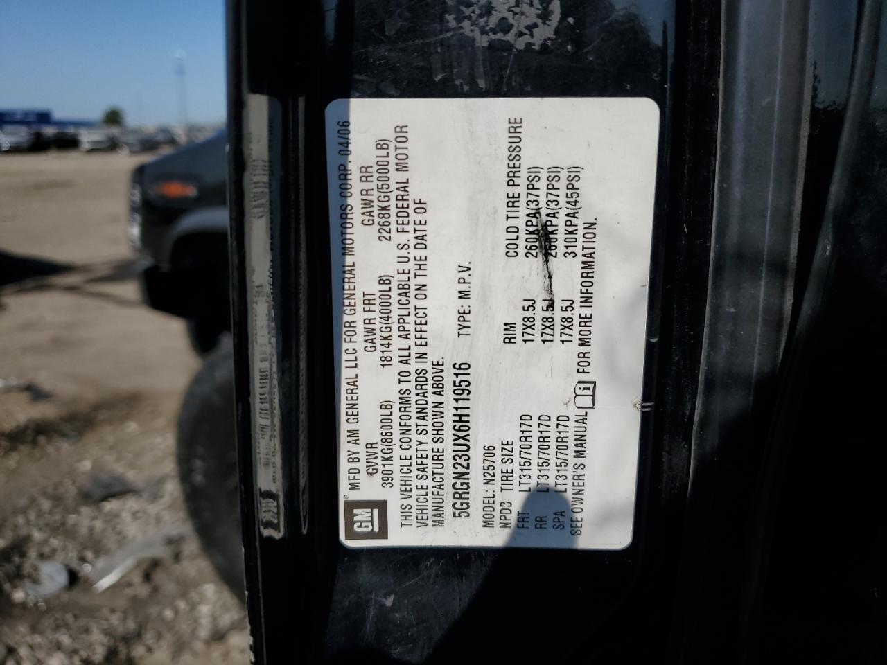 2006 Hummer H2 Black vin: 5GRGN23UX6H119516