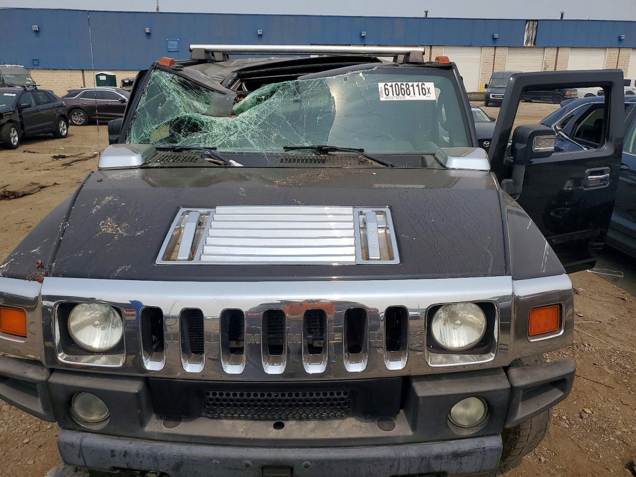2006 Hummer H2 Black vin: 5GRGN23UX6H122495