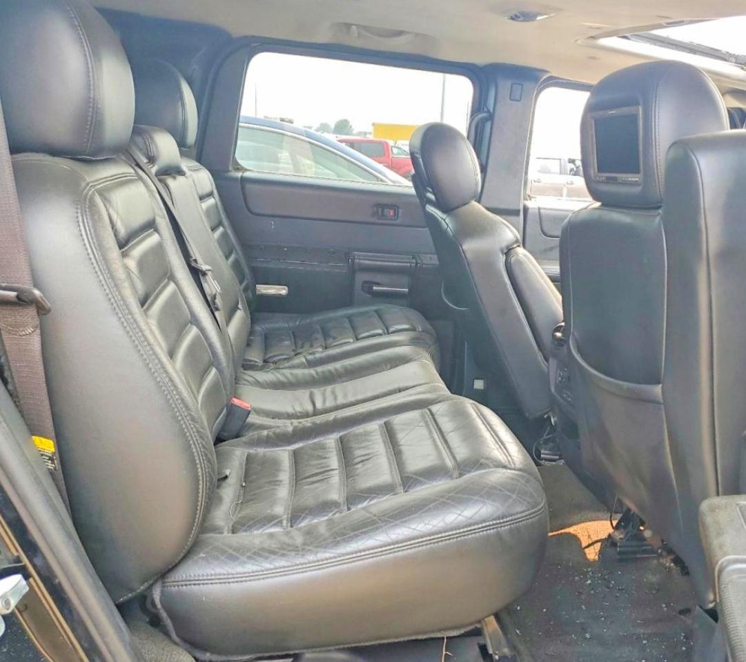 2006 Hummer H2 Black vin: 5GRGN23UX6H122495