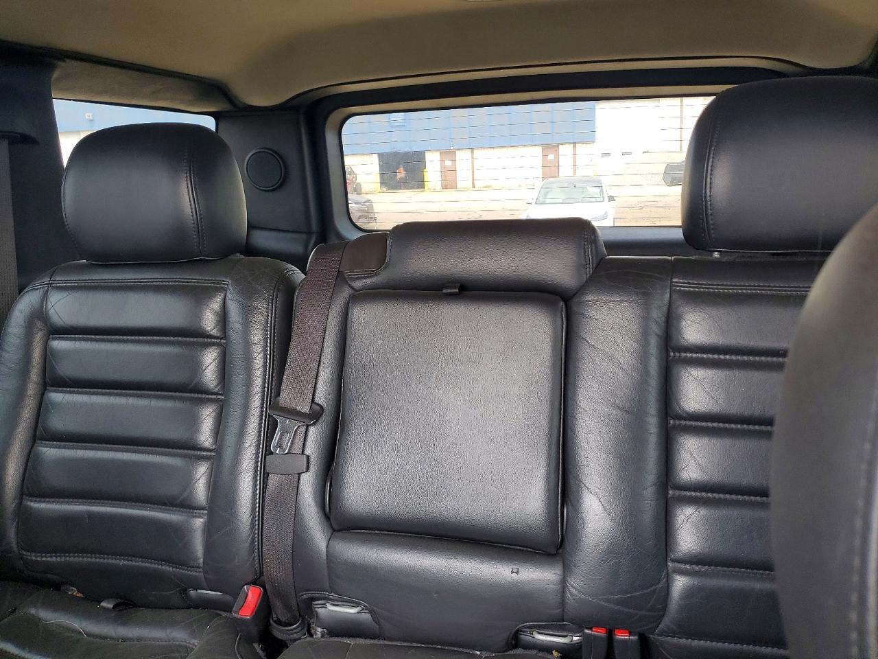 2006 Hummer H2 Black vin: 5GRGN23UX6H122495