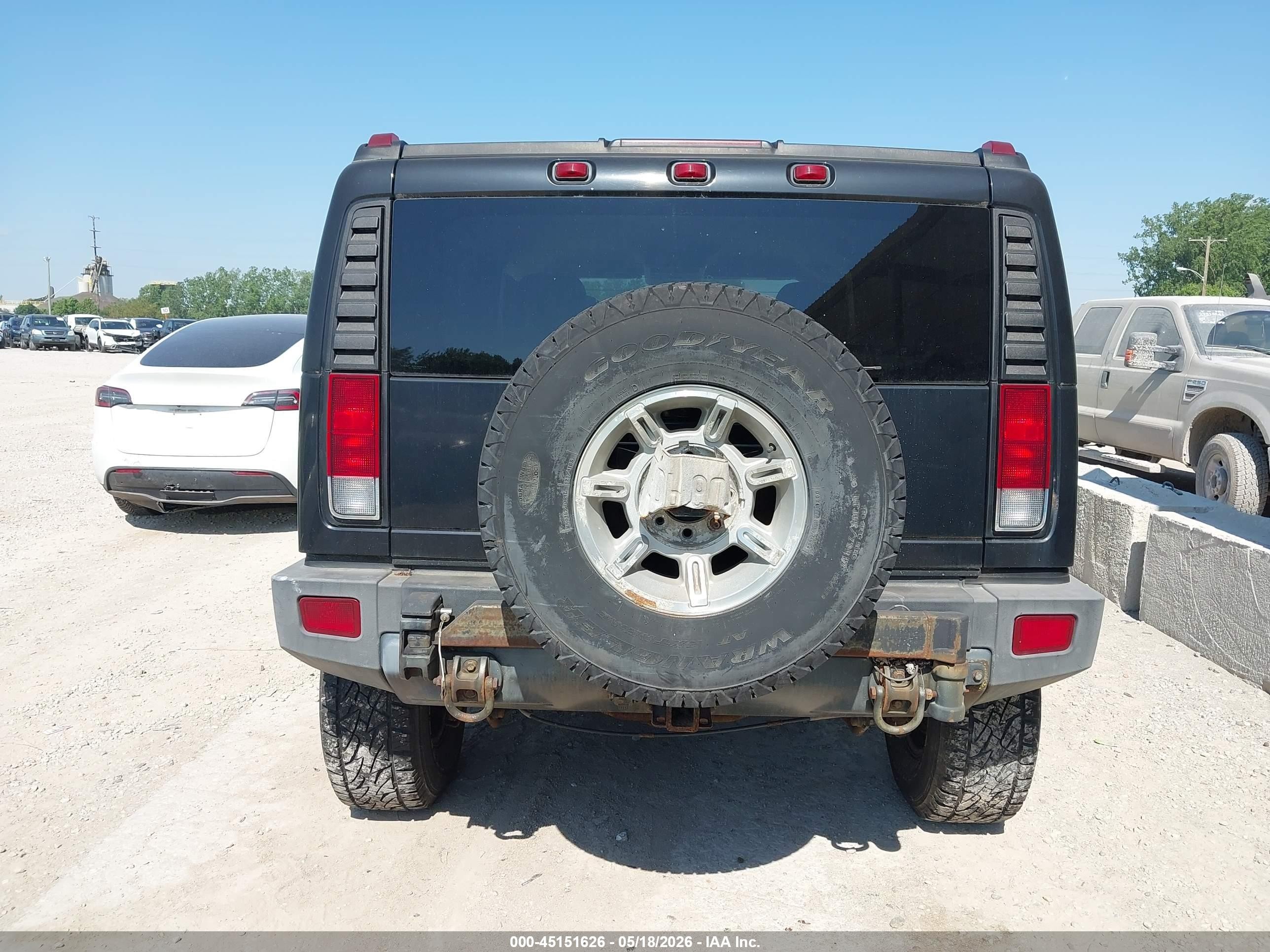 2007 Hummer H2 Suv   Black vin: 5GRGN23UX7H100305