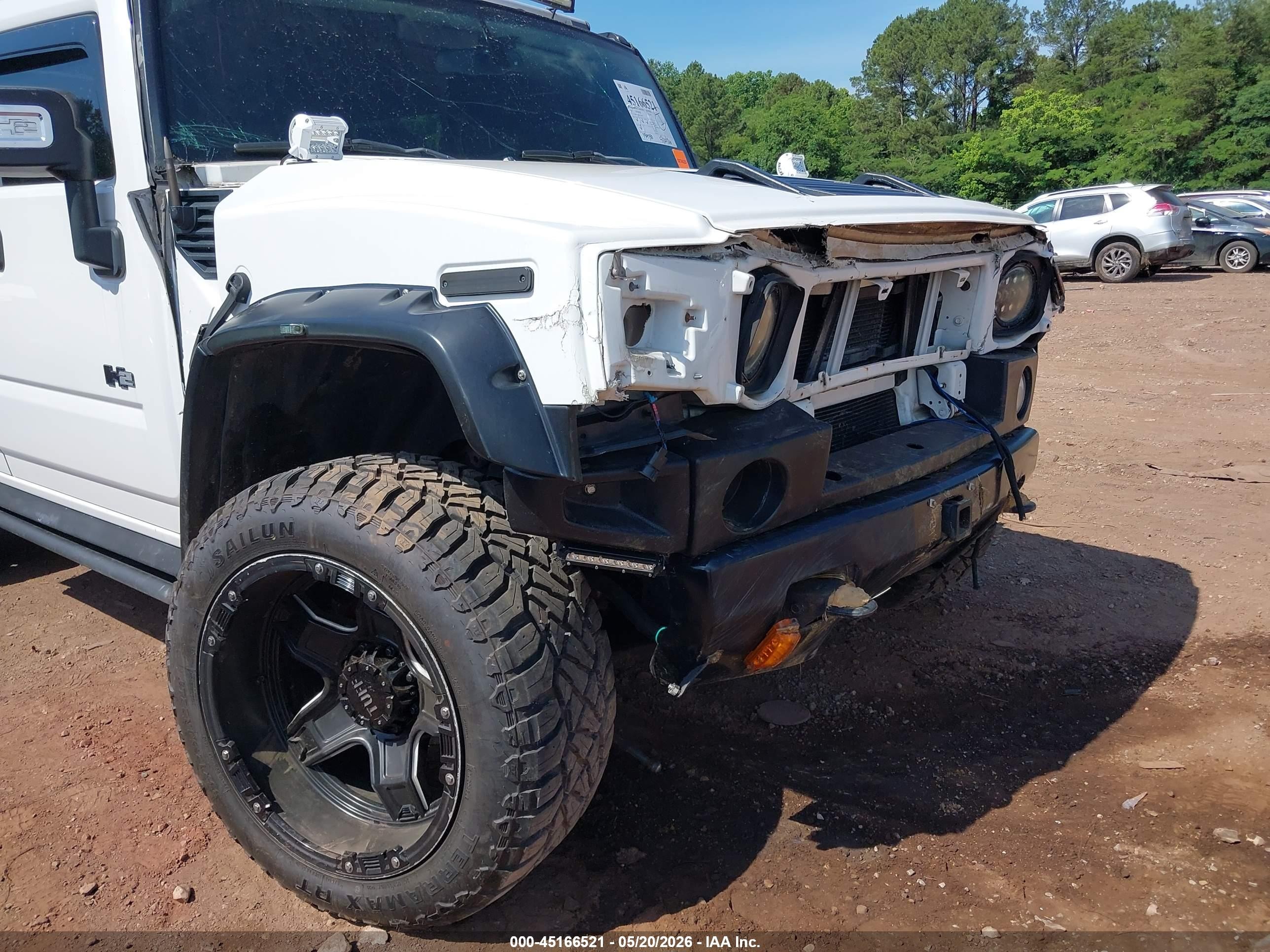 2007 Hummer H2 Suv   White vin: 5GRGN23UX7H110428