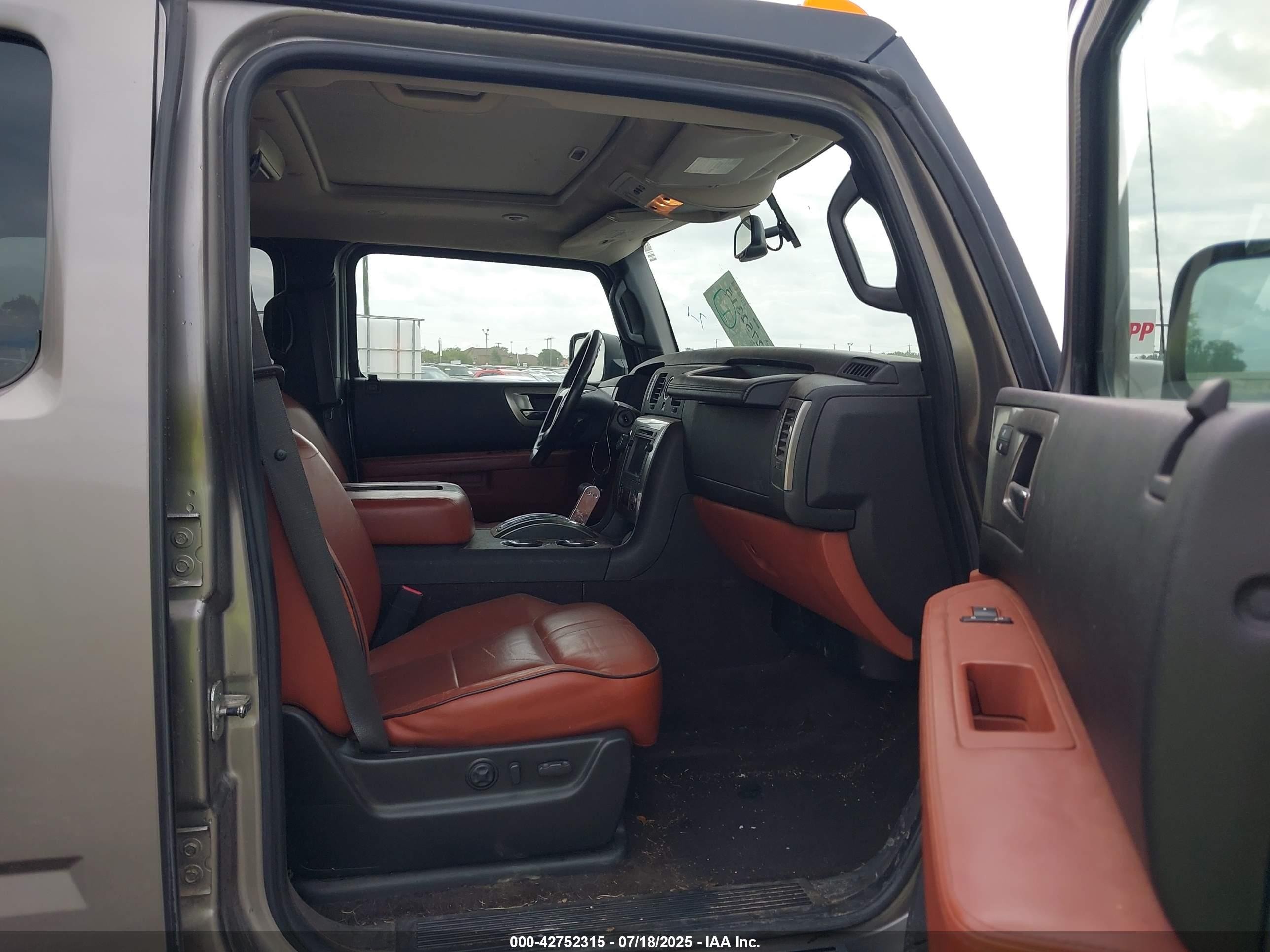 2009 Hummer H2 Suv   Gray vin: 5GRGN83289H100937