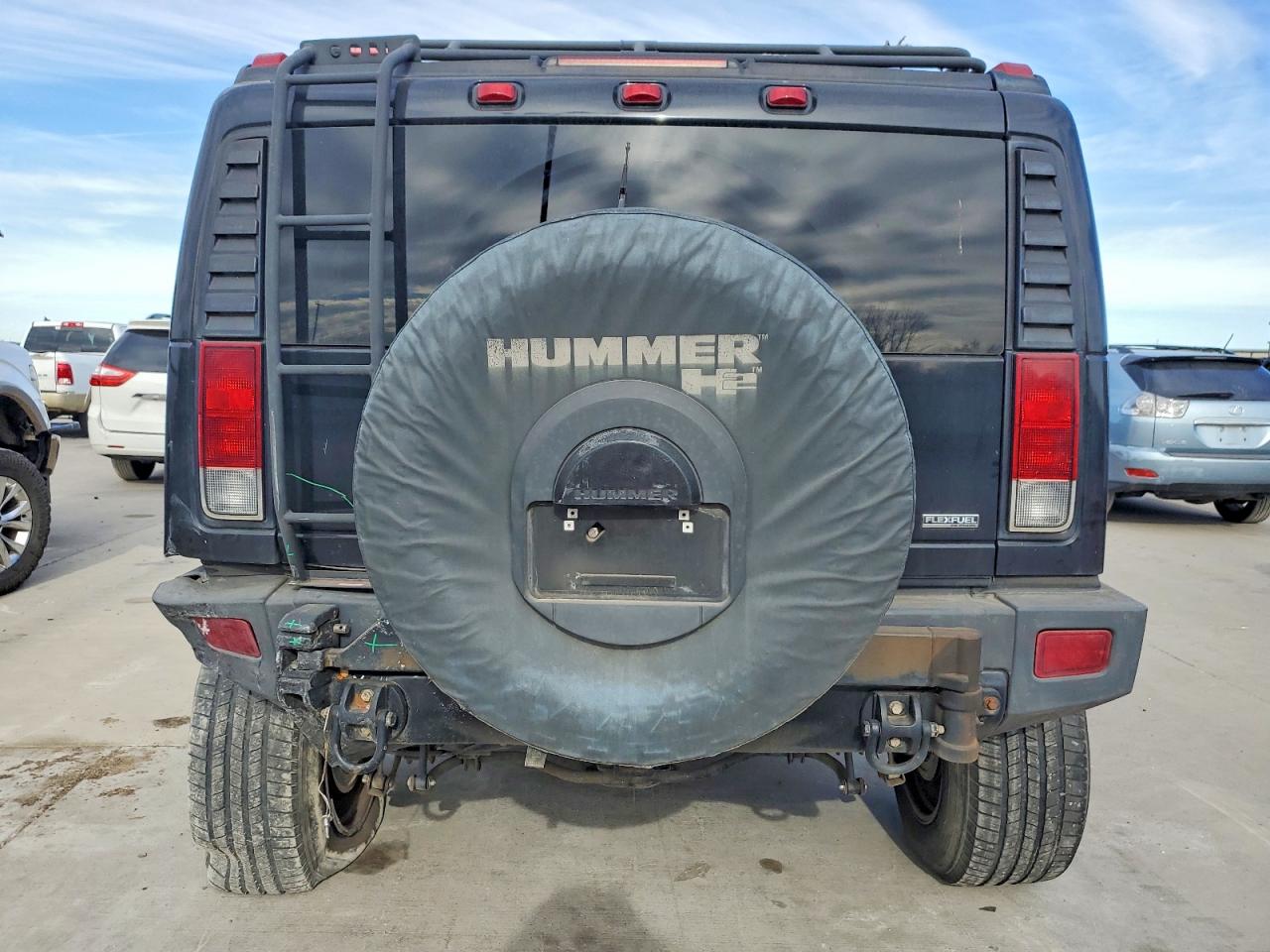 2009 Hummer H2 Luxury Black vin: 5GRGN83289H101649