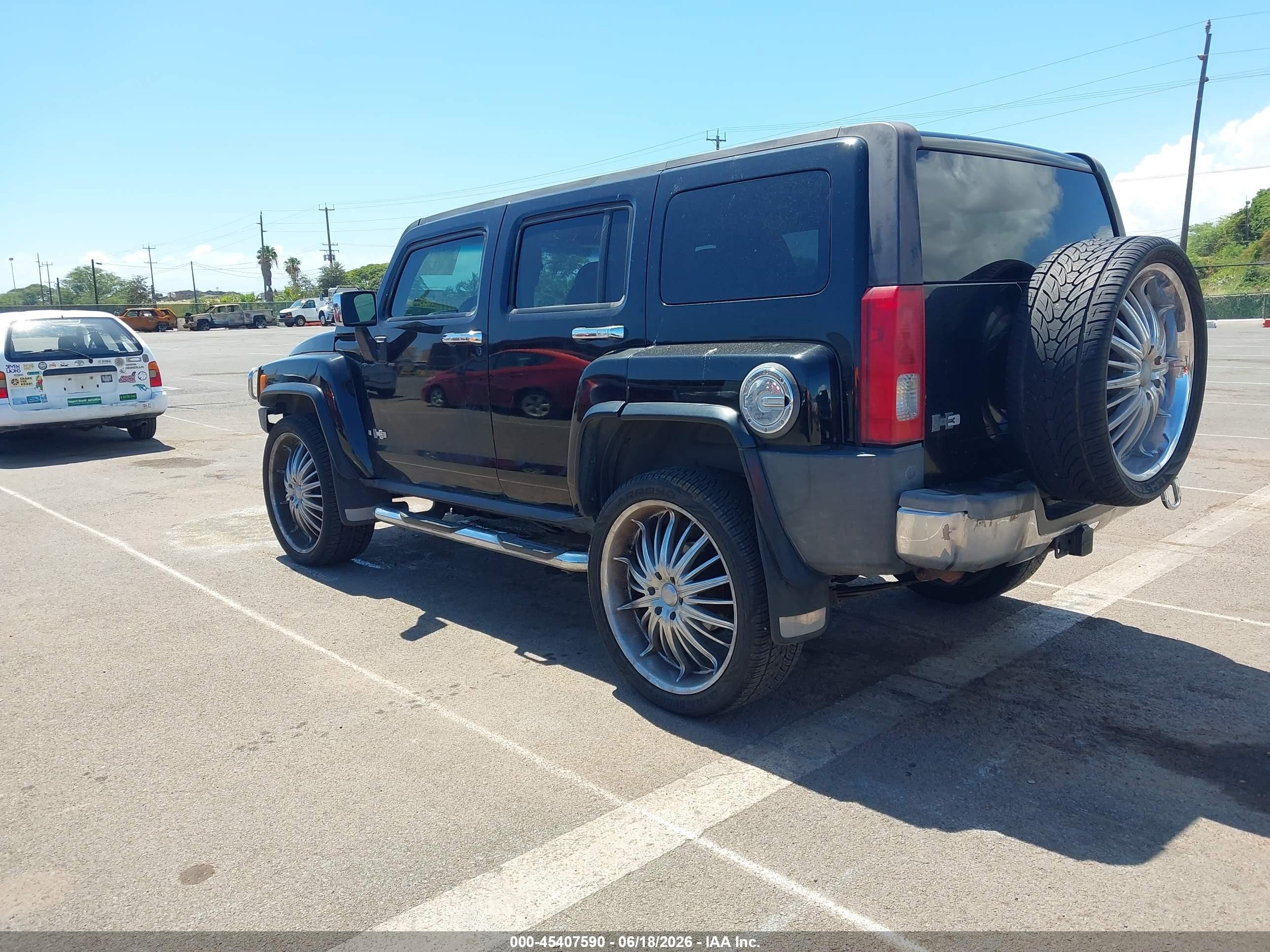 2006 Hummer H3 Suv   Black vin: 5GTDN136068113894