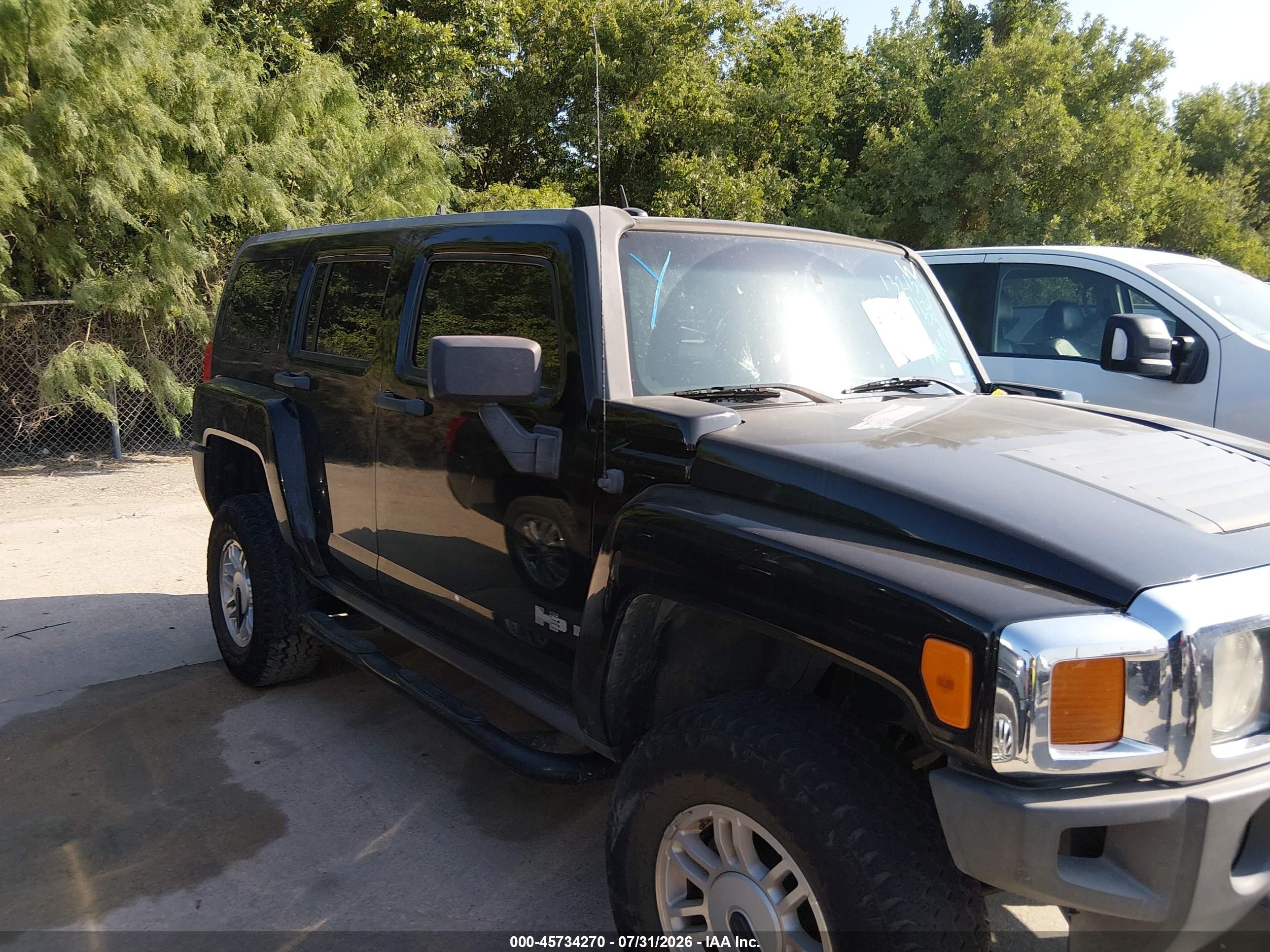 2006 Hummer H3 Suv   Black vin: 5GTDN136068132154