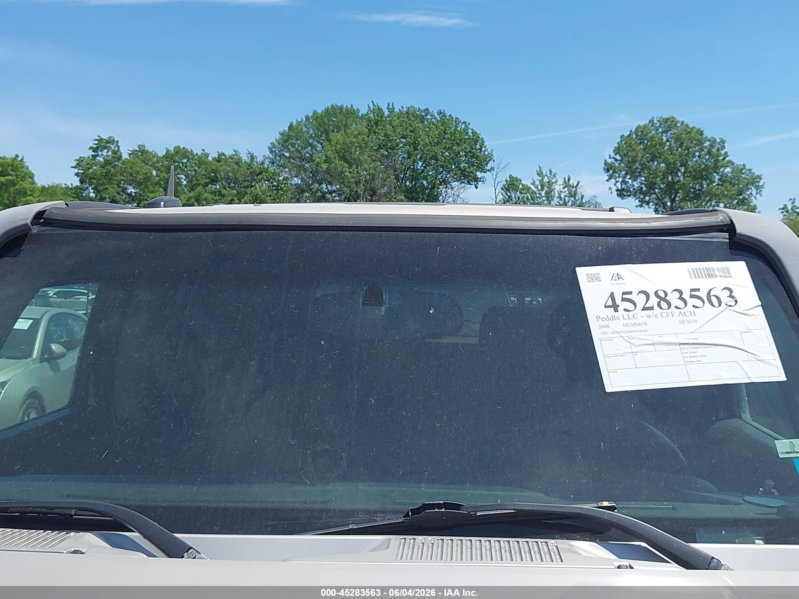 2006 Hummer H3 Suv   Silver vin: 5GTDN136068158446