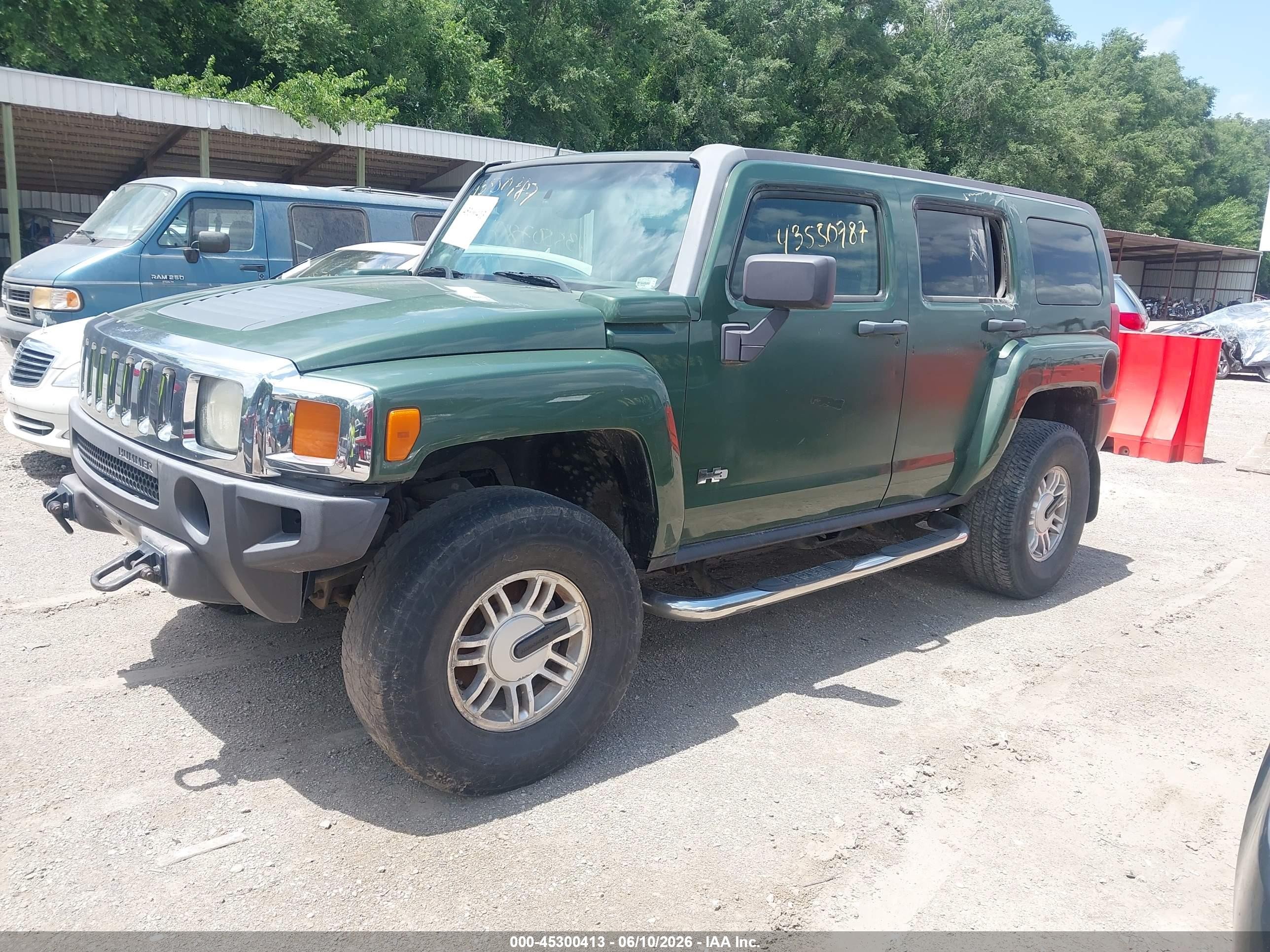 2006 Hummer H3 Suv   Зеленый vin: 5GTDN136068173092