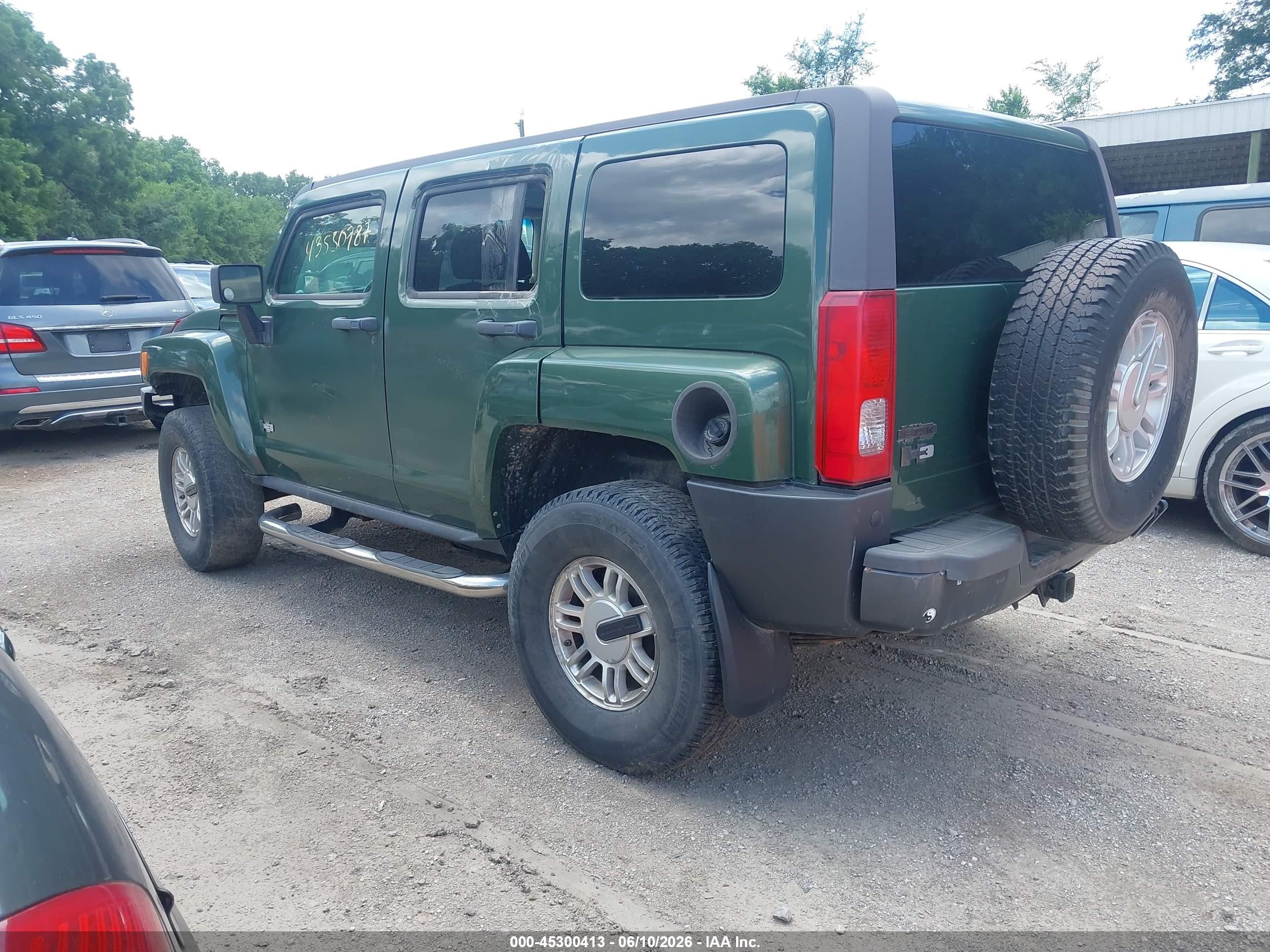 2006 Hummer H3 Suv   Зеленый vin: 5GTDN136068173092