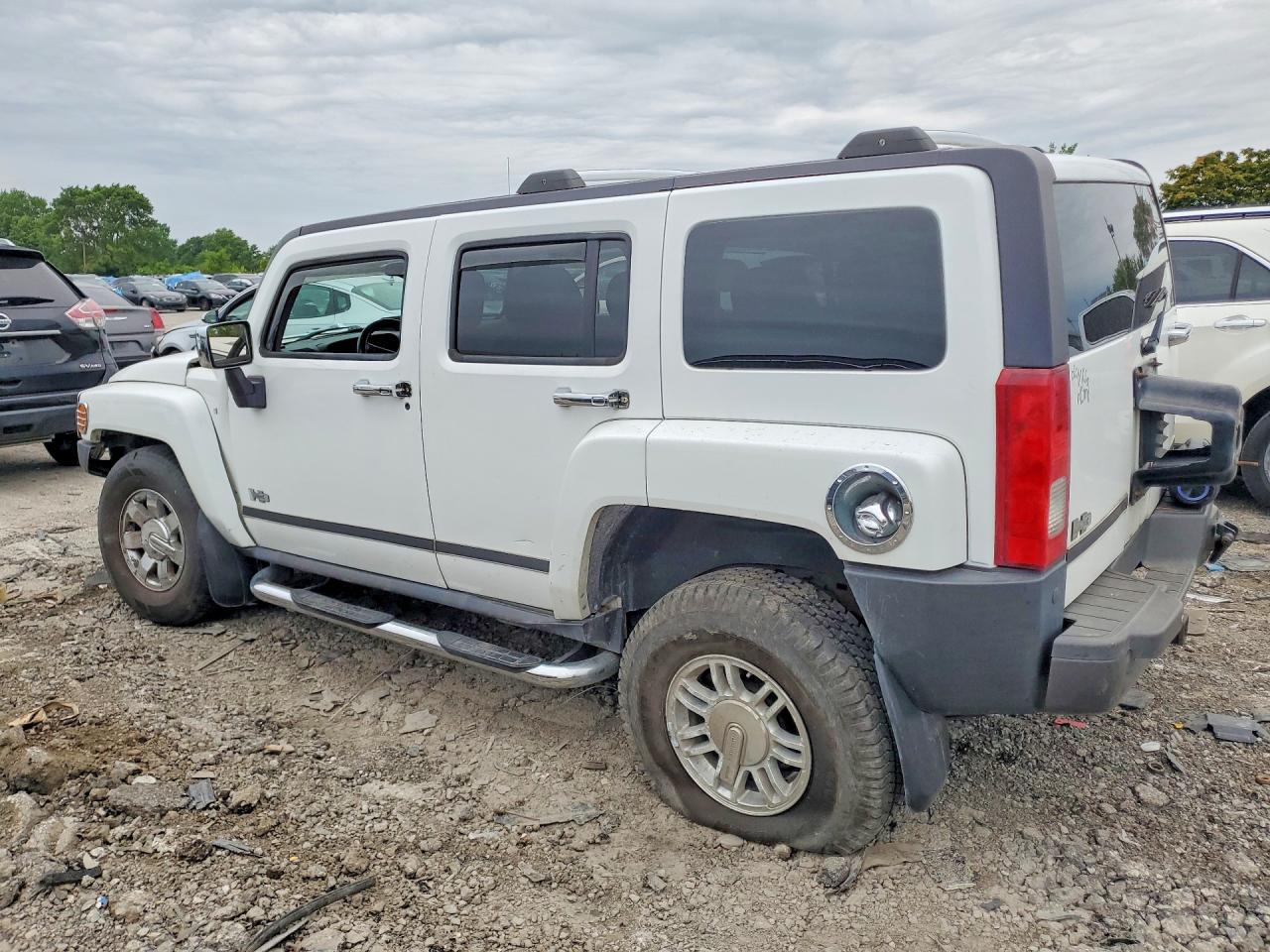 2006 Hummer H3 White vin: 5GTDN136068306045