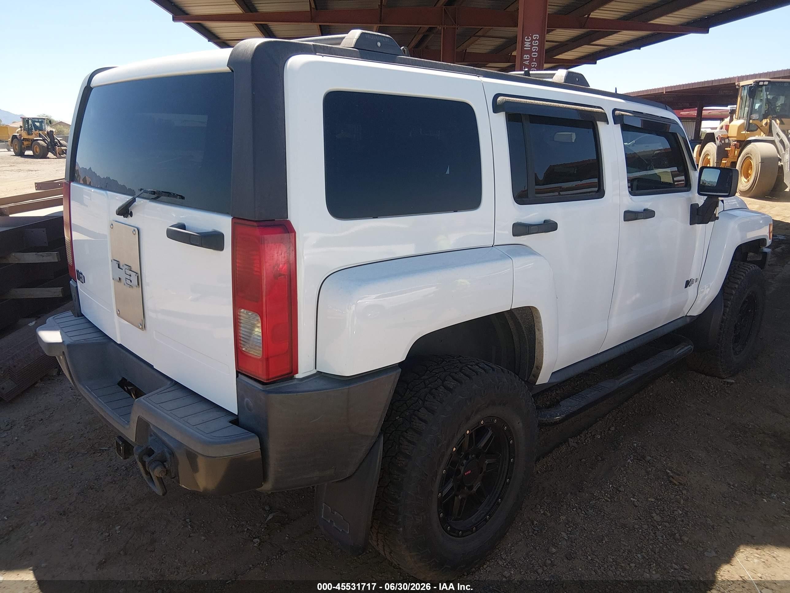 2006 Hummer H3 Suv   White vin: 5GTDN136168129652