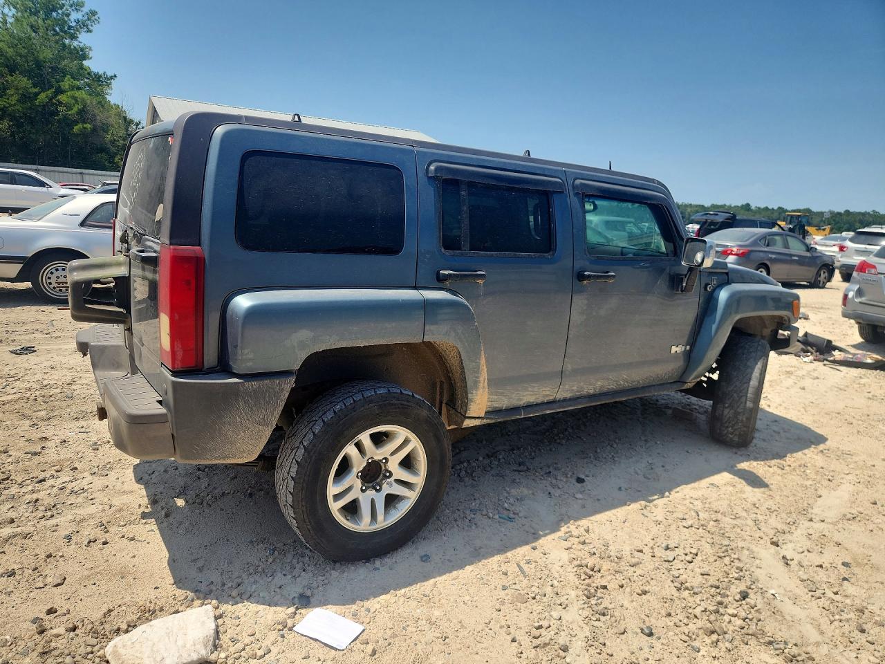 2006 Hummer H3 Blue vin: 5GTDN136168185882