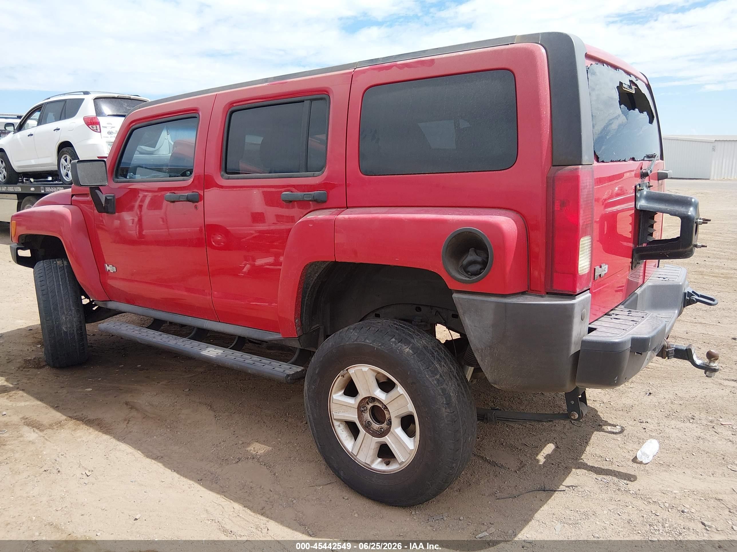 2006 Hummer H3 Suv   Red vin: 5GTDN136268271119