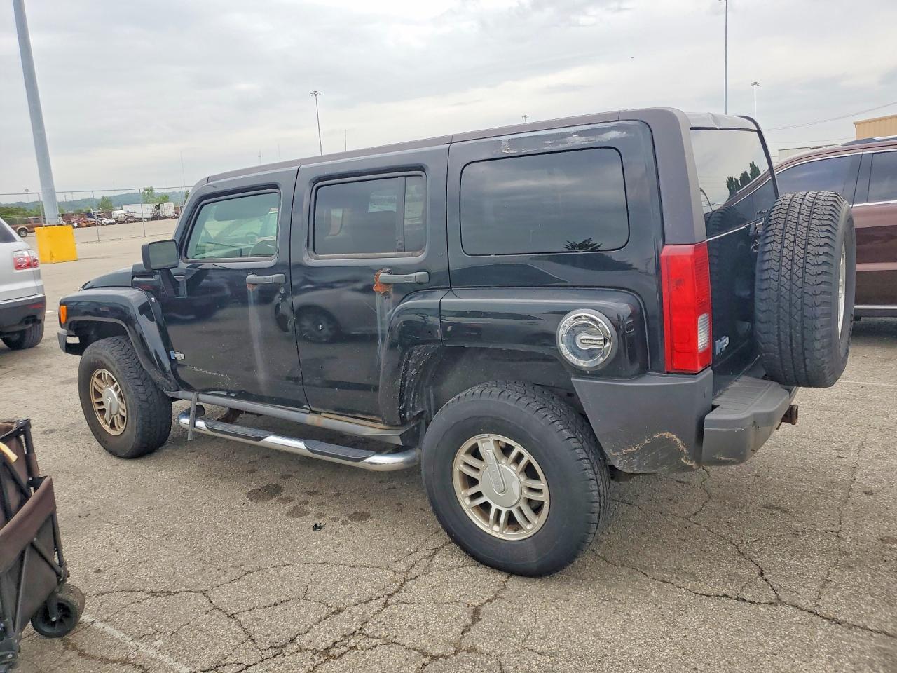2006 Hummer H3 Black vin: 5GTDN136268279964