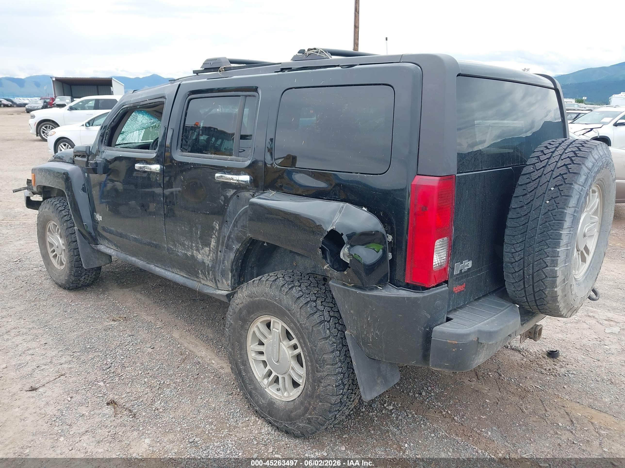 2006 Hummer H3 Suv   Black vin: 5GTDN136268313529