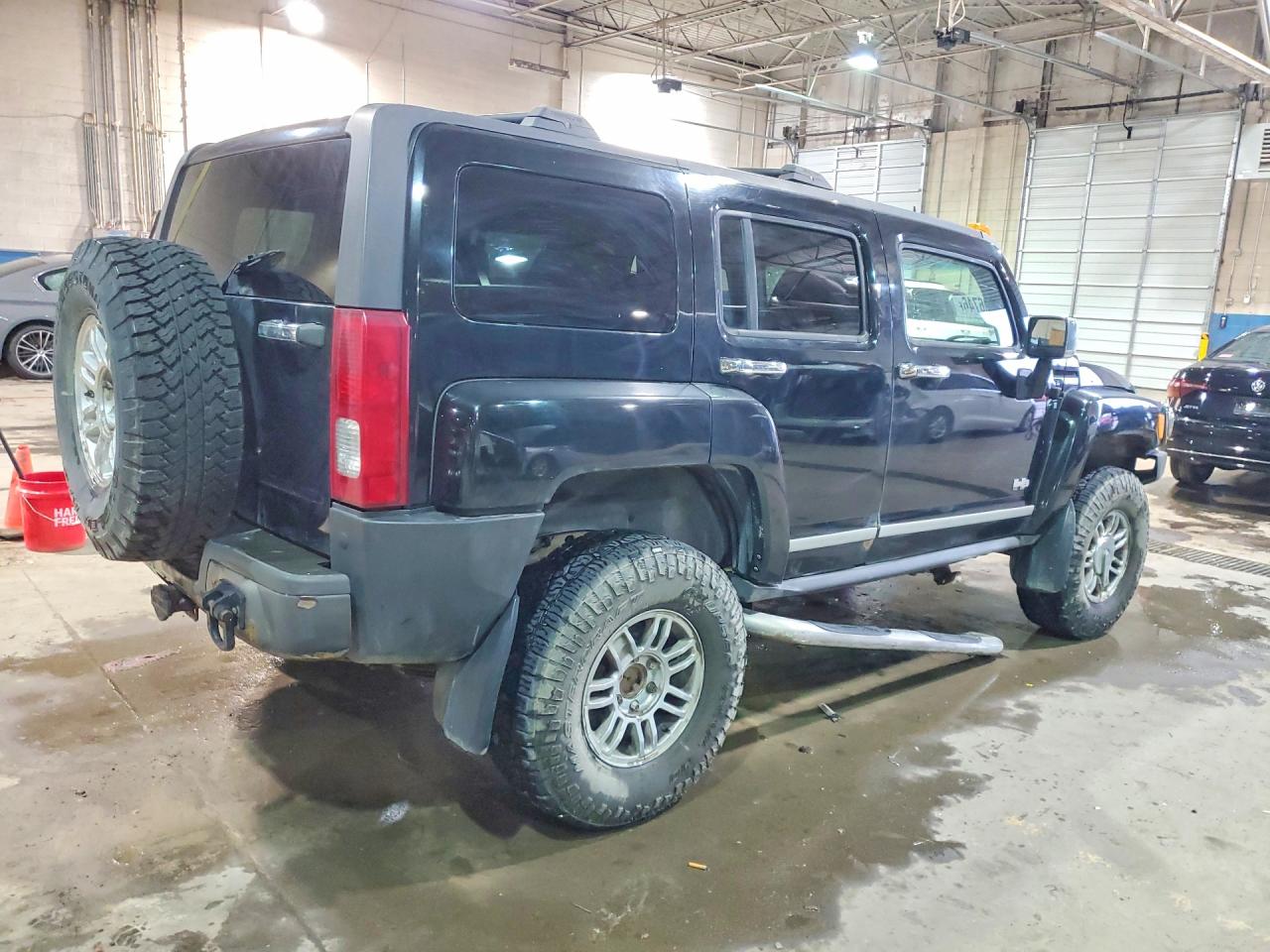 2006 Hummer H3 Black vin: 5GTDN136268323090