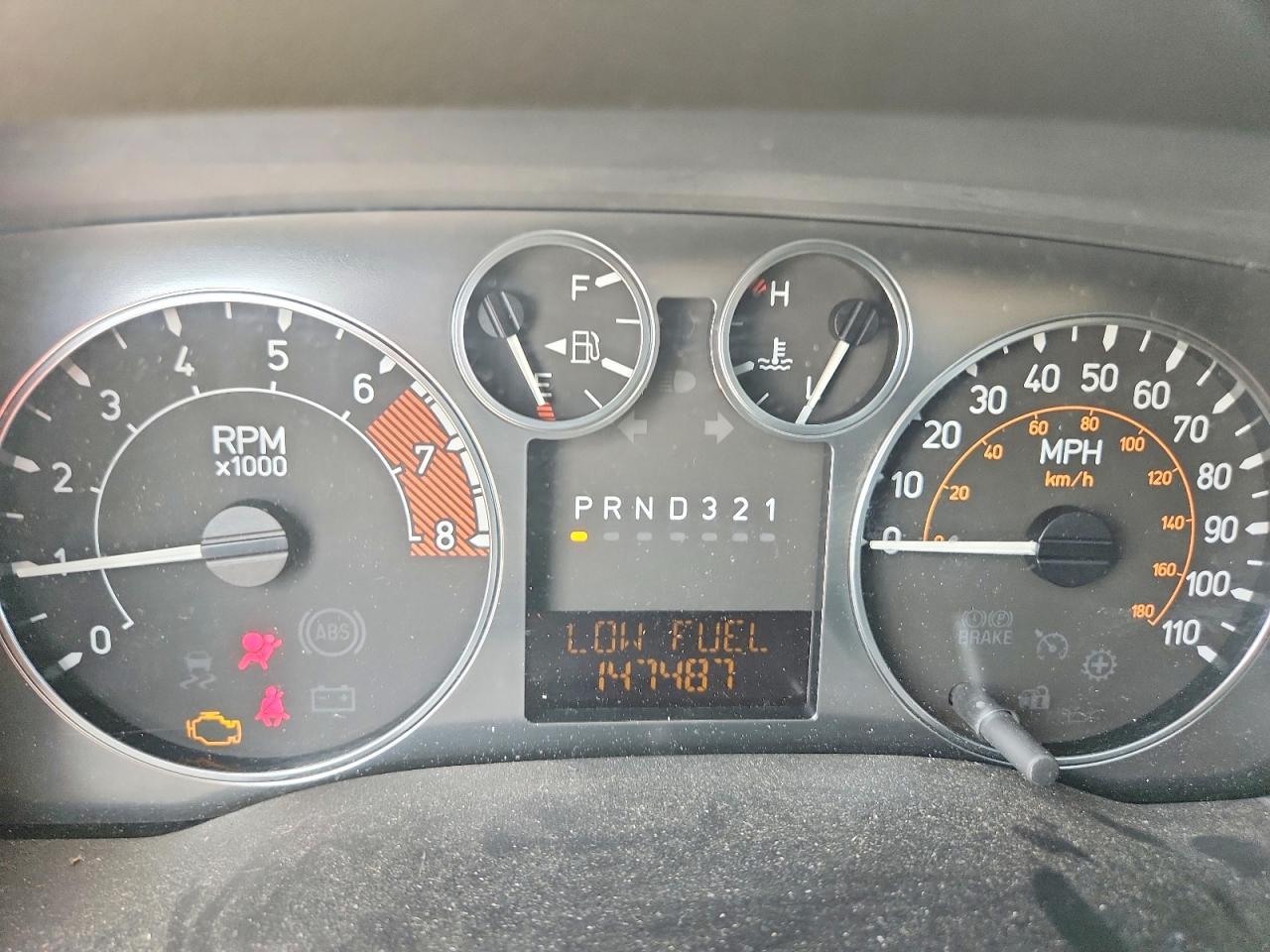 2006 Hummer H3 Beige vin: 5GTDN136368105613