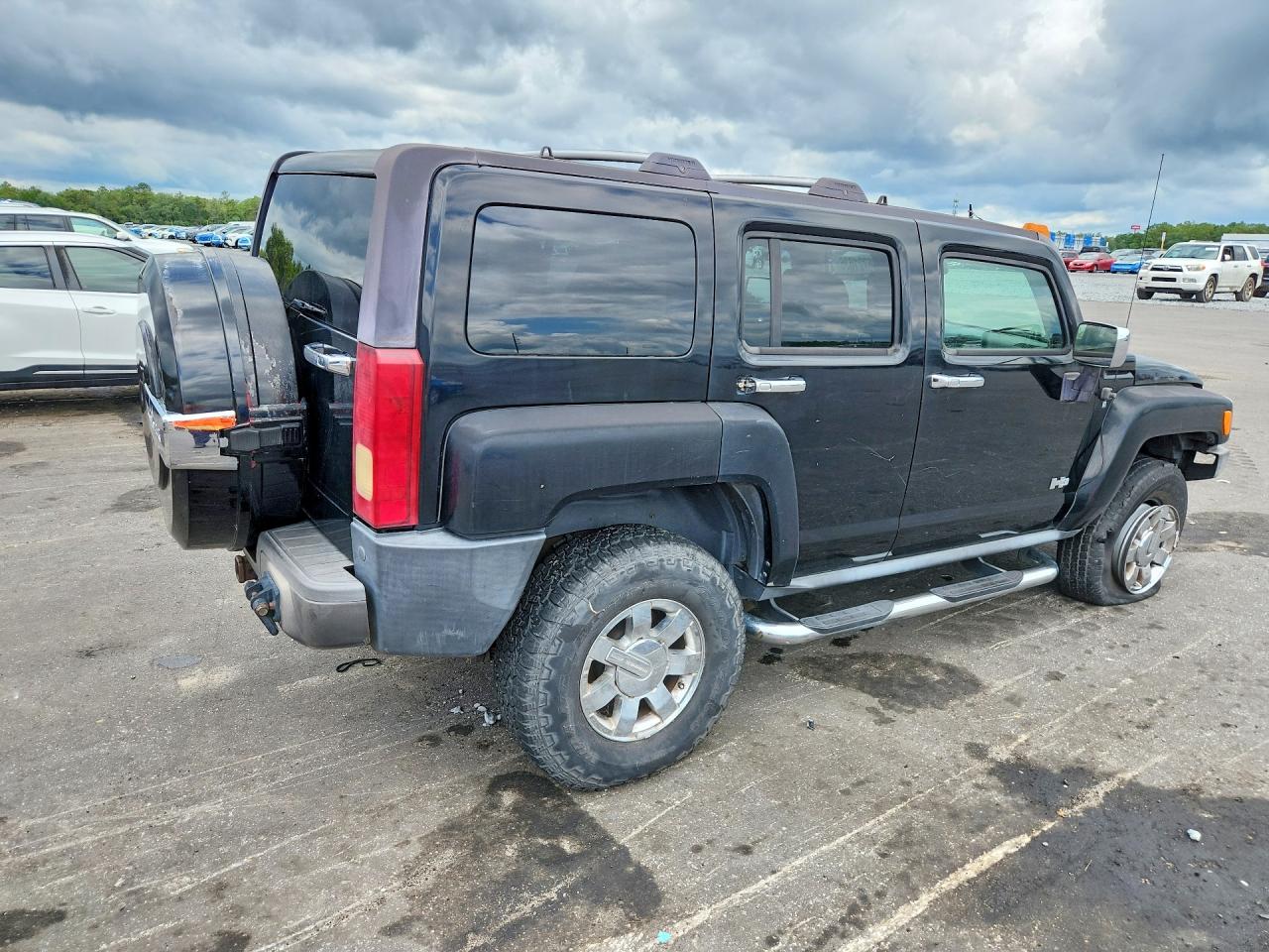 2006 Hummer H3 Black vin: 5GTDN136368237657