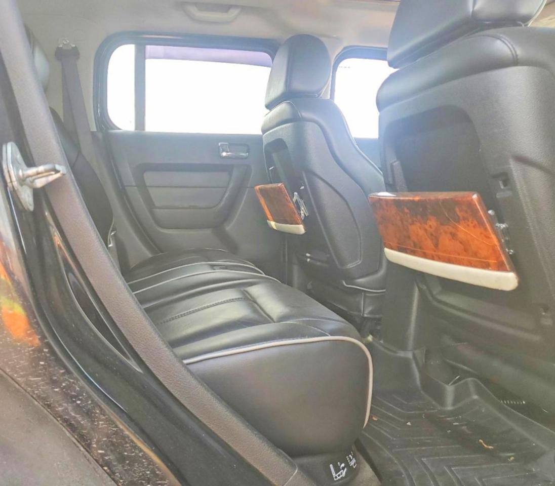 2006 Hummer H3 Черный vin: 5GTDN136368284137
