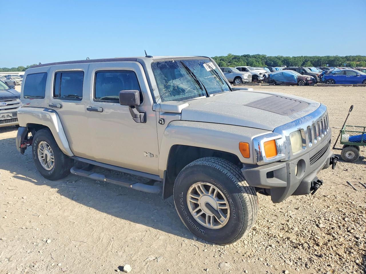 2006 Hummer H3 Silver vin: 5GTDN136468103028