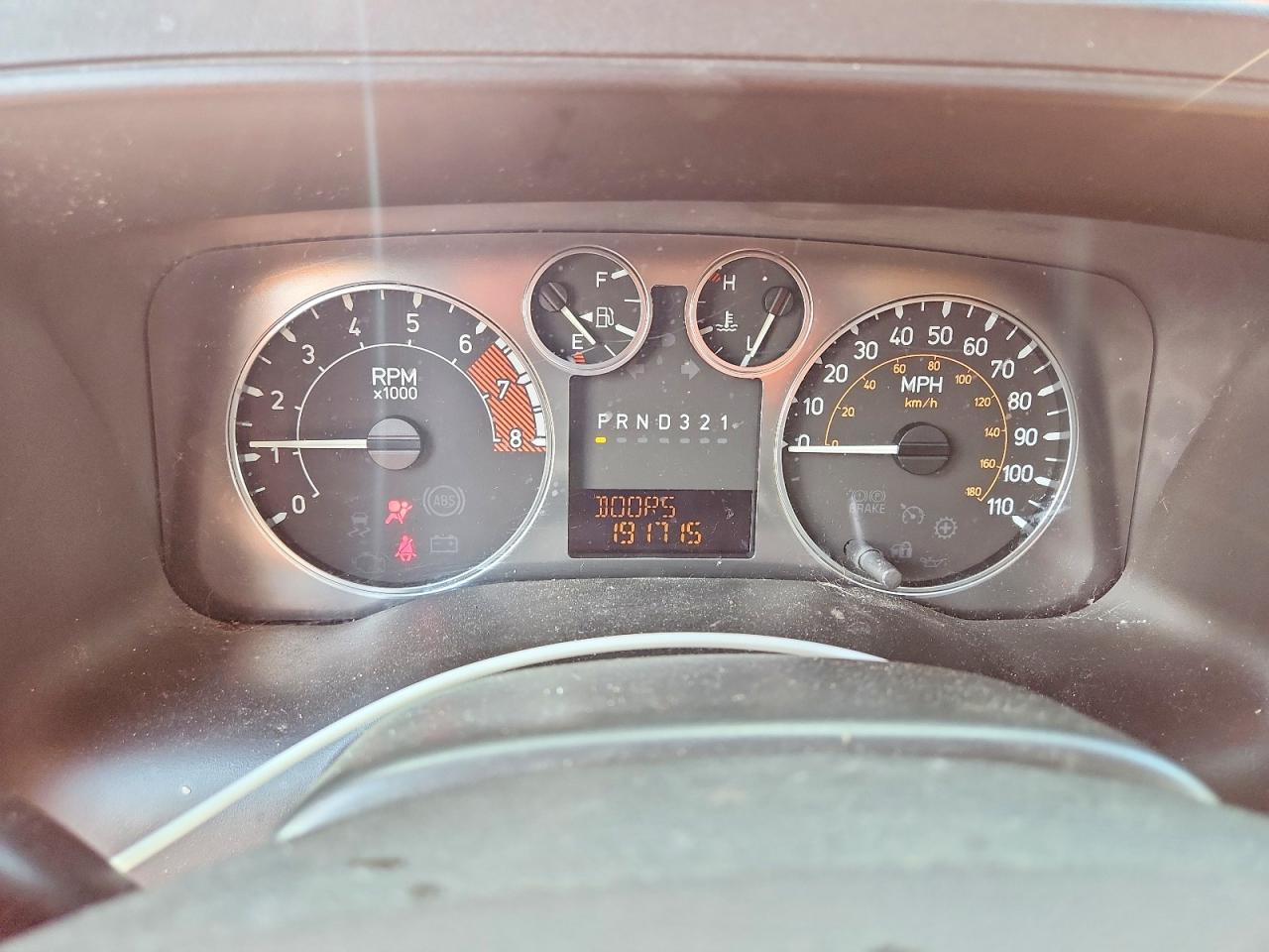 2006 Hummer H3 Red vin: 5GTDN136468104549