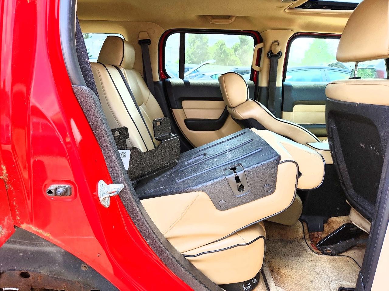 2006 Hummer H3 Red vin: 5GTDN136468104549