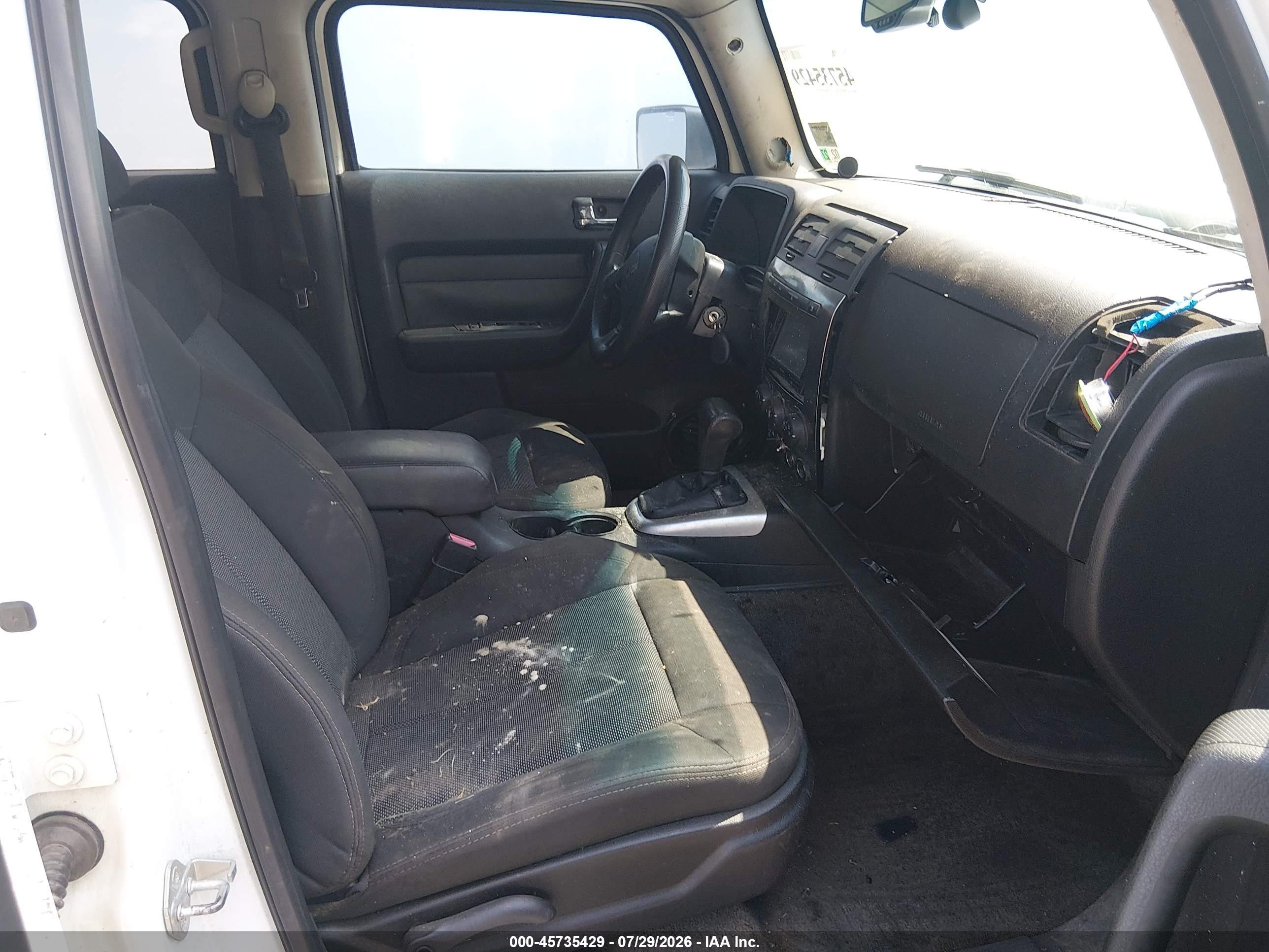 2006 Hummer H3 Suv   White vin: 5GTDN136468180918