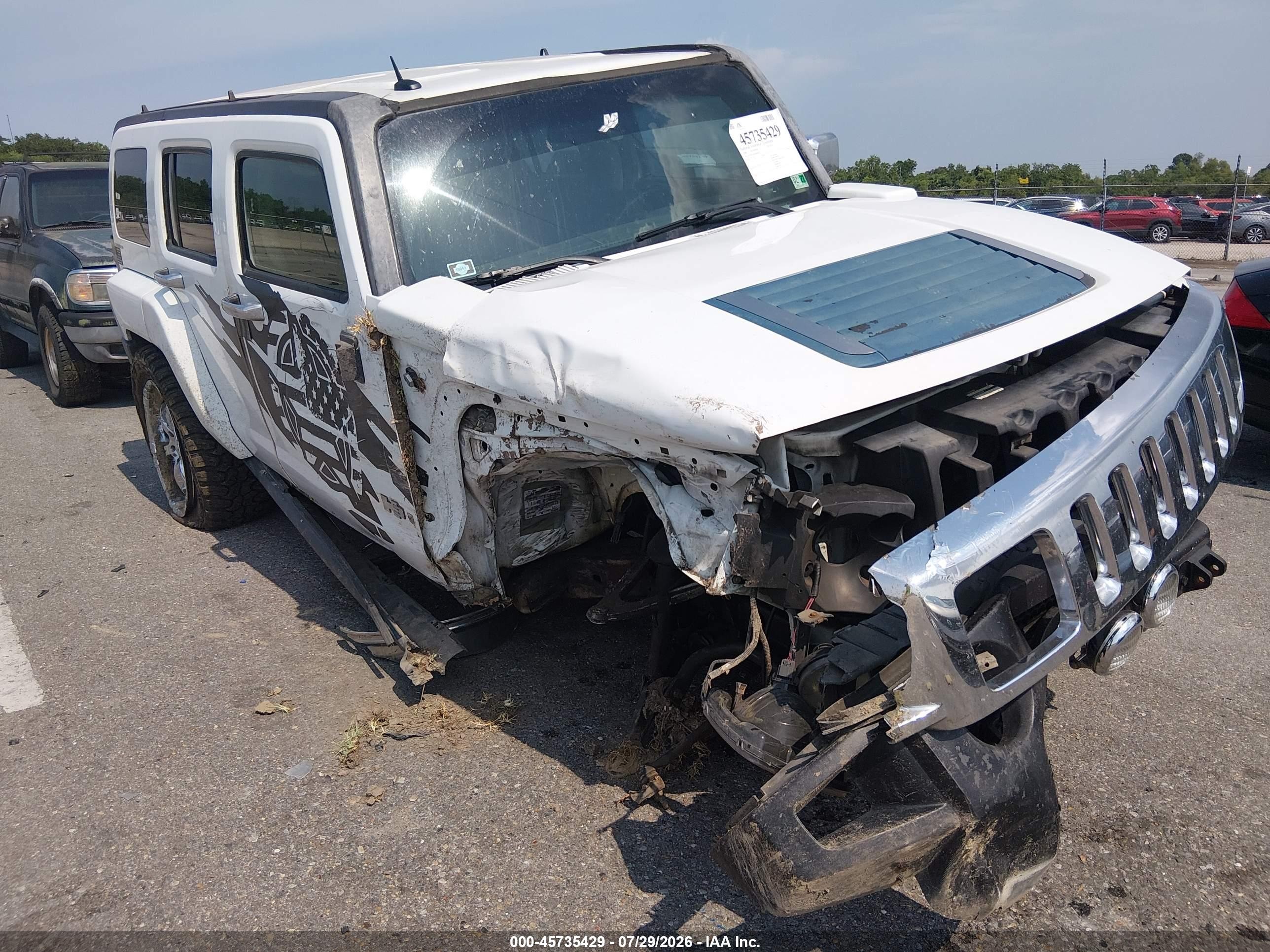 2006 Hummer H3 Suv   White vin: 5GTDN136468180918
