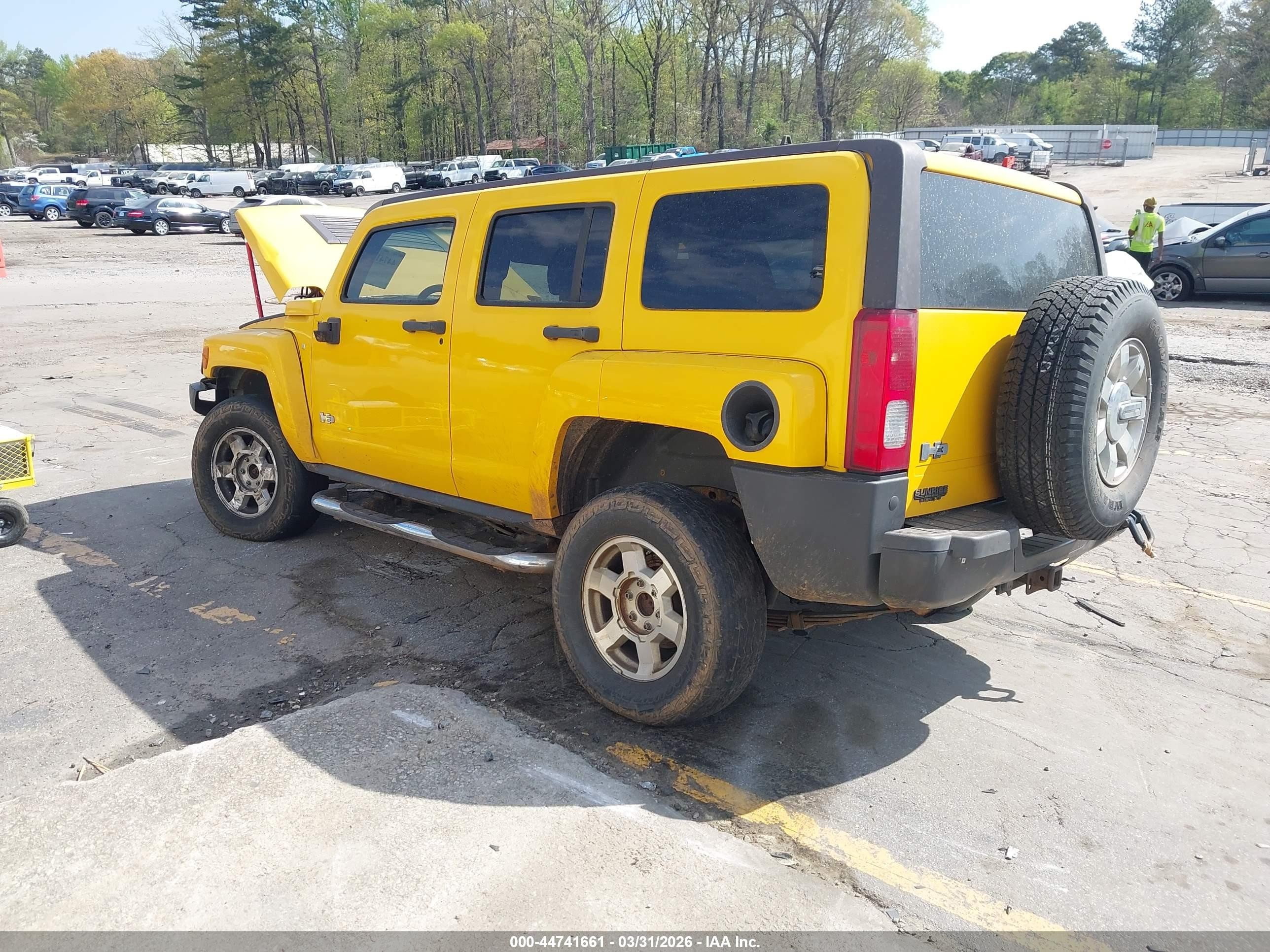 2006 Hummer H3 Suv   Yellow vin: 5GTDN136468237537