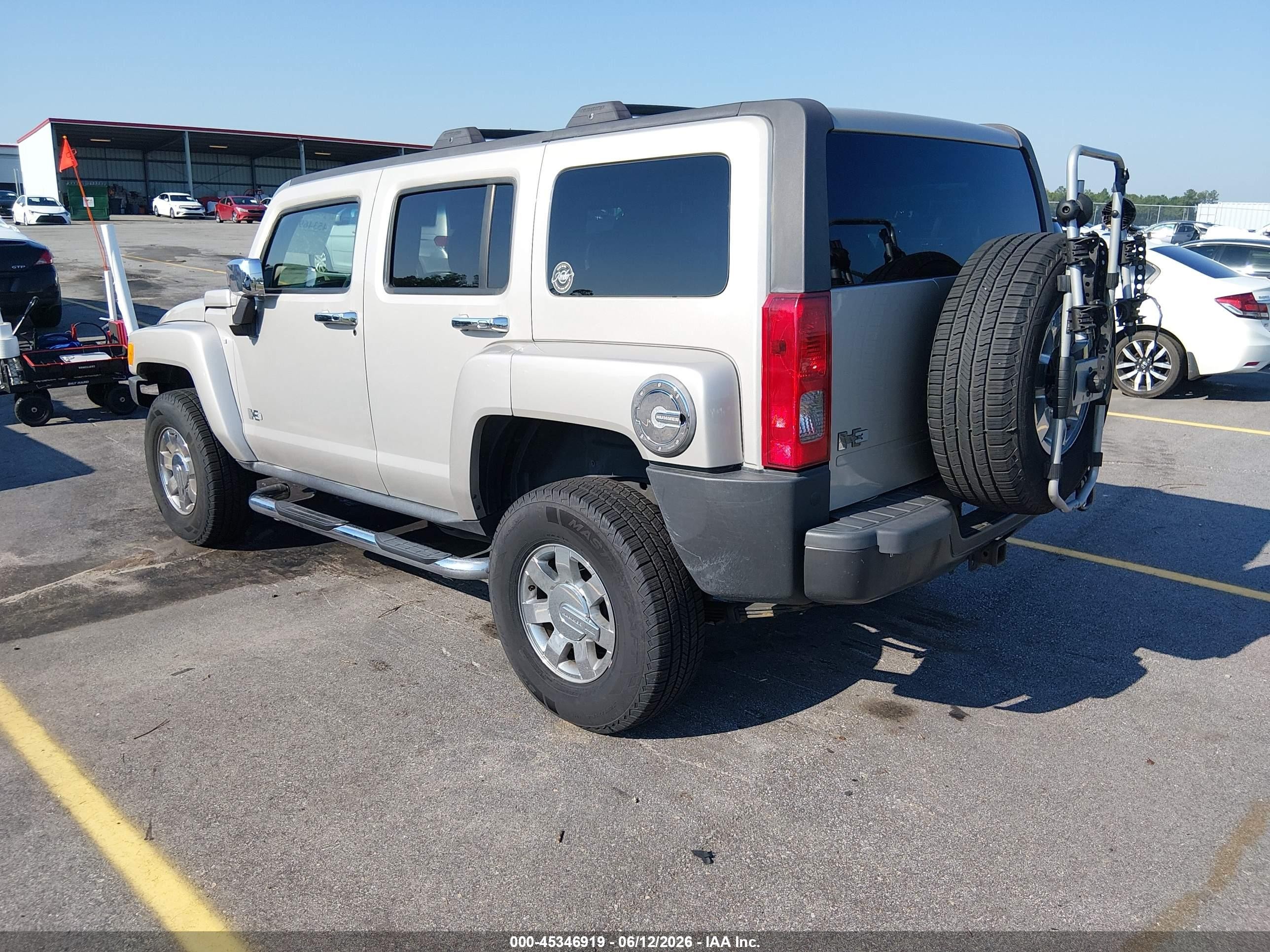2006 Hummer H3 Suv   Tan vin: 5GTDN136468303939