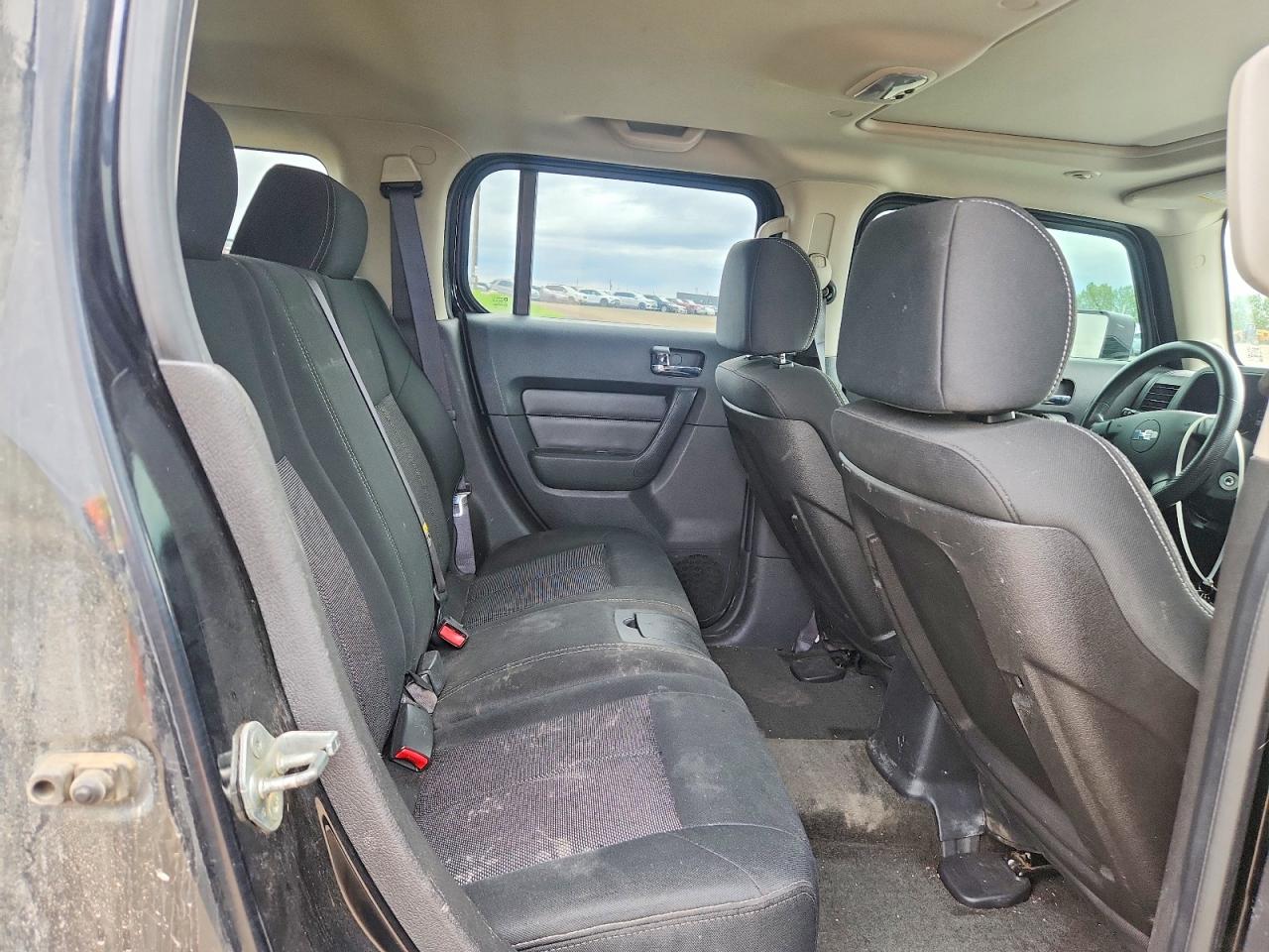 2006 Hummer H3 Black vin: 5GTDN136568118413