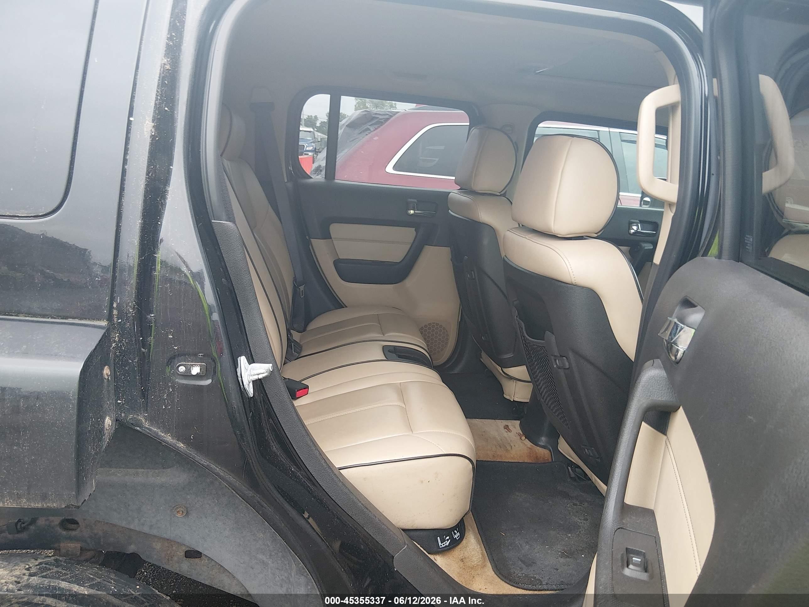 2006 Hummer H3 Suv   Black vin: 5GTDN136568189577