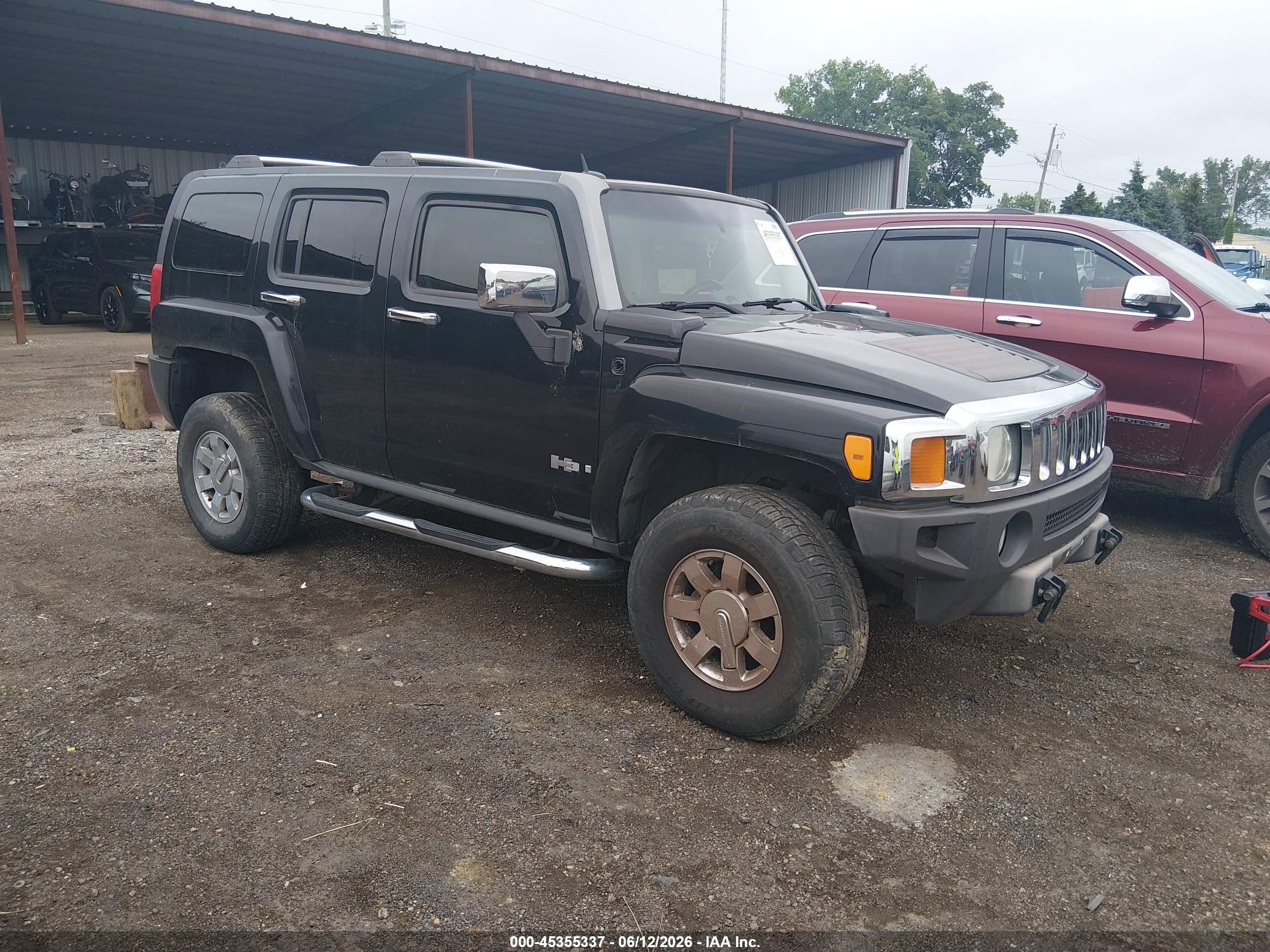 2006 Hummer H3 Suv   Black vin: 5GTDN136568189577