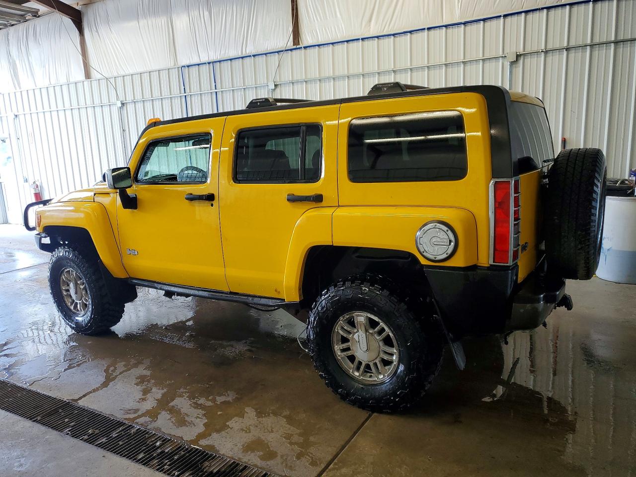2006 Hummer H3 Yellow vin: 5GTDN136568273284