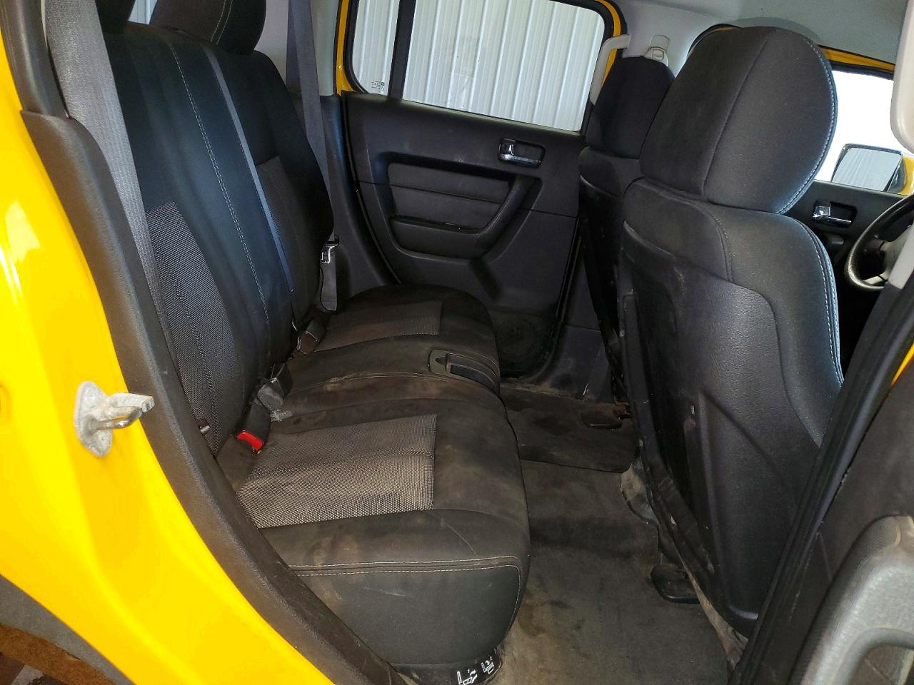 2006 Hummer H3 Yellow vin: 5GTDN136568273284