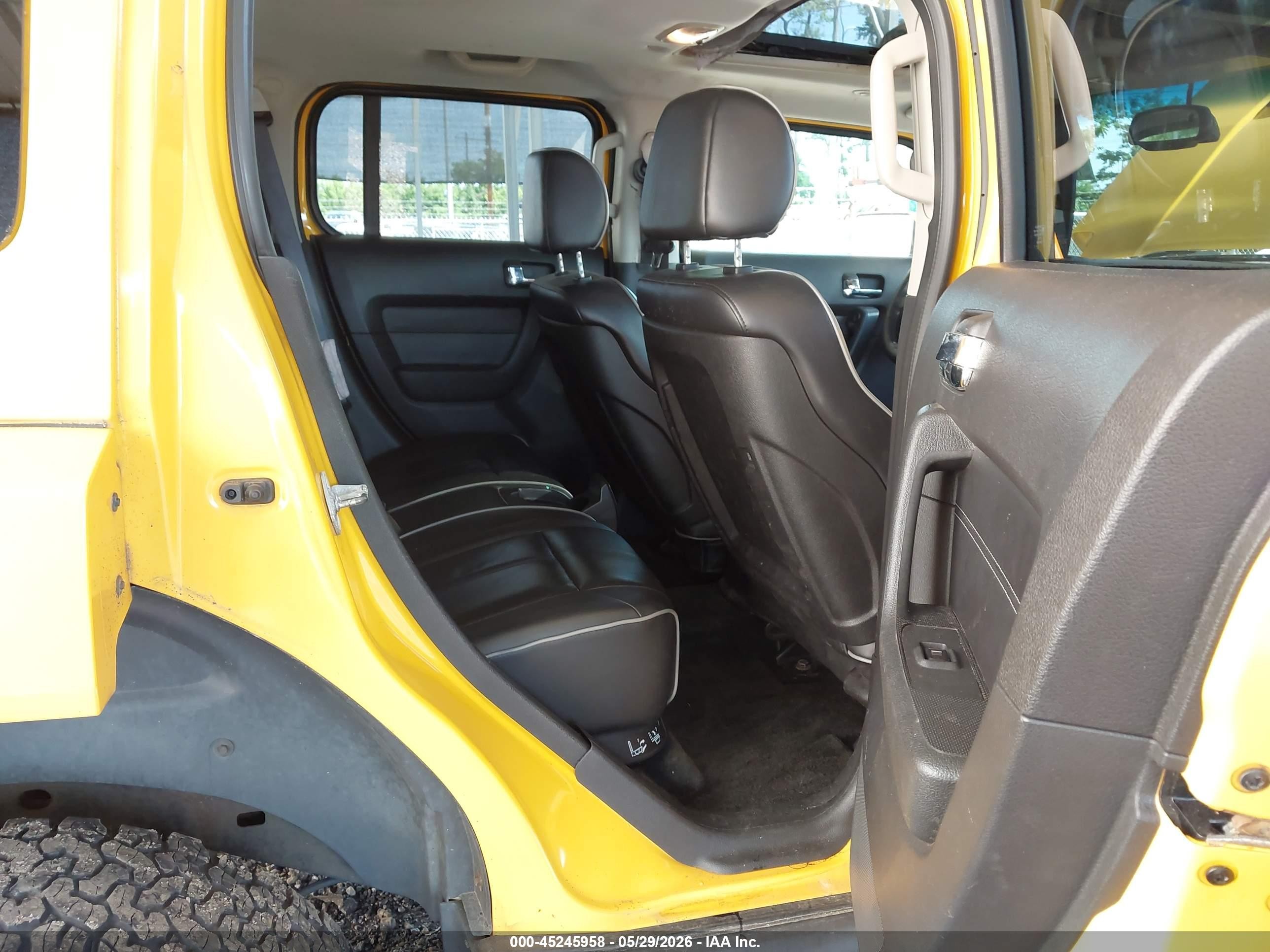 2006 Hummer H3 Suv   Yellow vin: 5GTDN136668116749