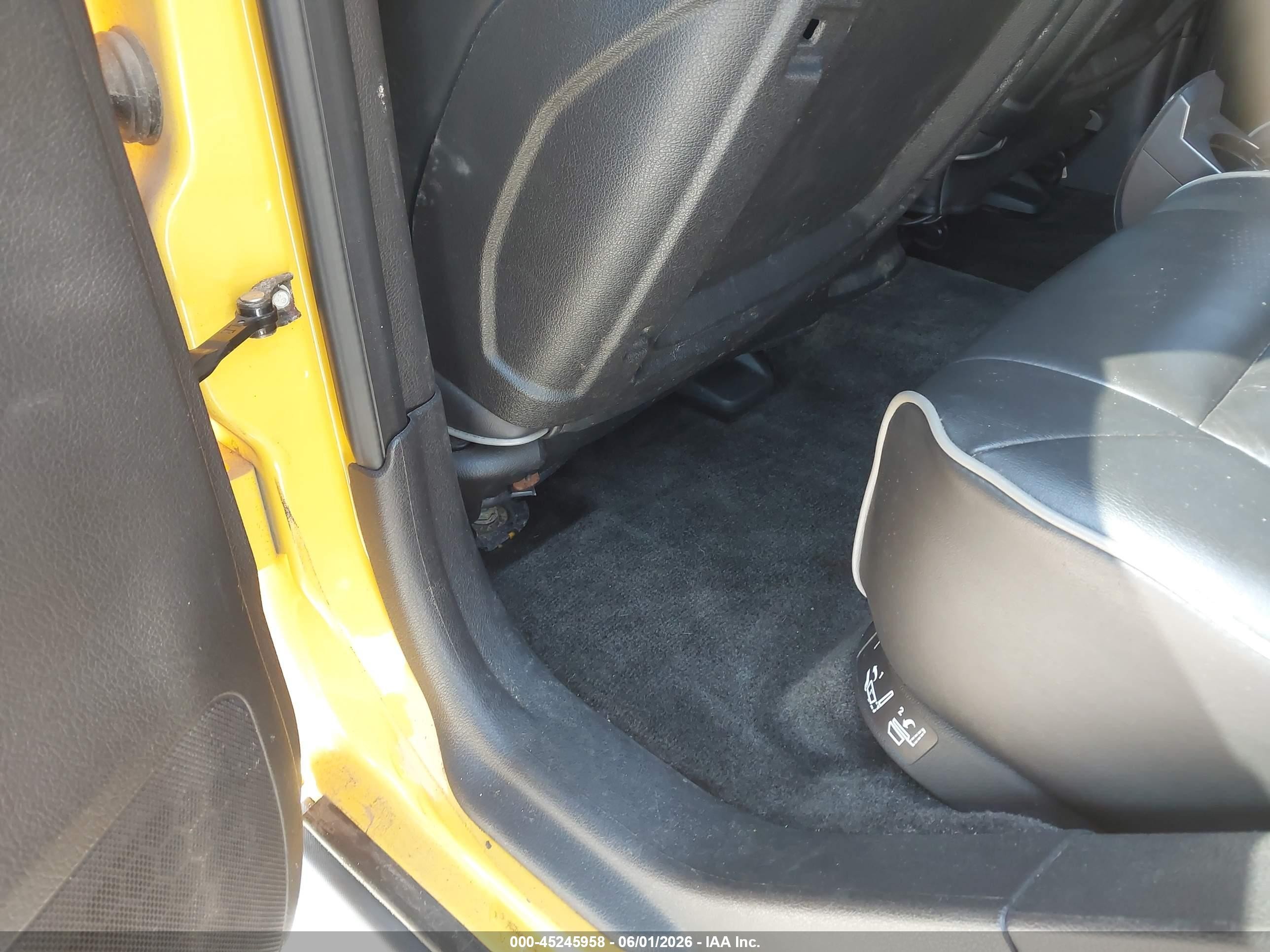 2006 Hummer H3 Suv   Yellow vin: 5GTDN136668116749