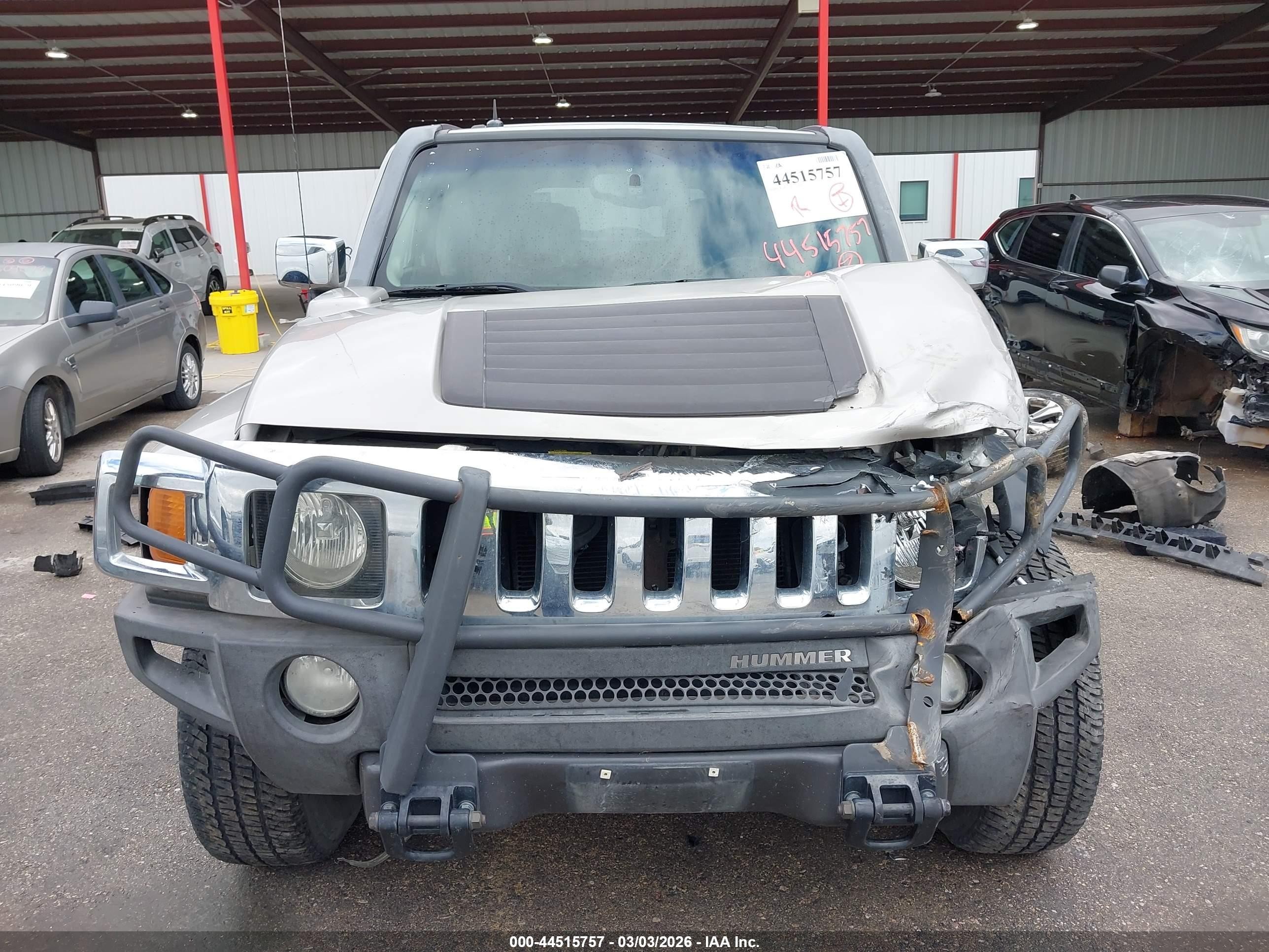 2006 Hummer H3 Suv   Бежевый vin: 5GTDN136668127220