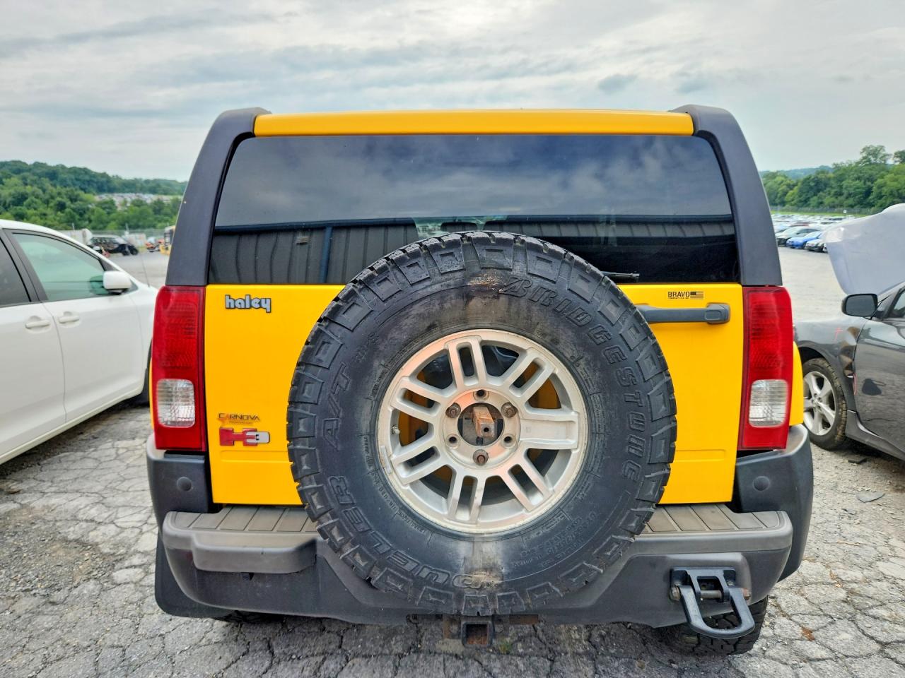 2006 Hummer H3 Желтый vin: 5GTDN136668204541
